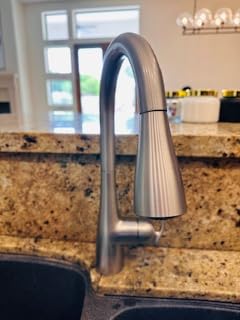 Moen 7594EWSRS Arbor Touchless Kitchen Faucet, Spot Resist Stainless customer photo 1