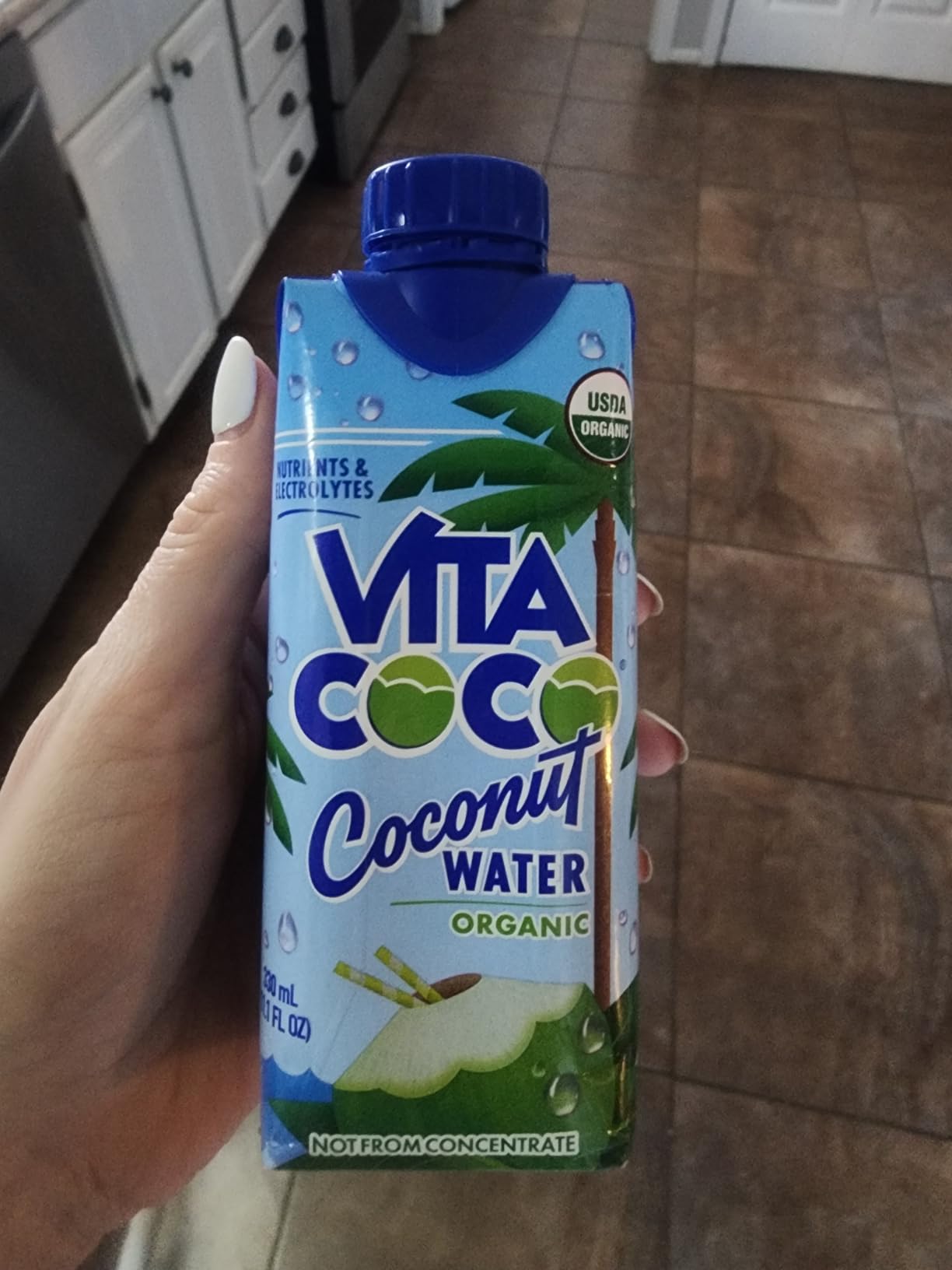 Vita Coco Organic Coconut Water, Original, 11.1 Oz (Pack of 12) customer photo 2