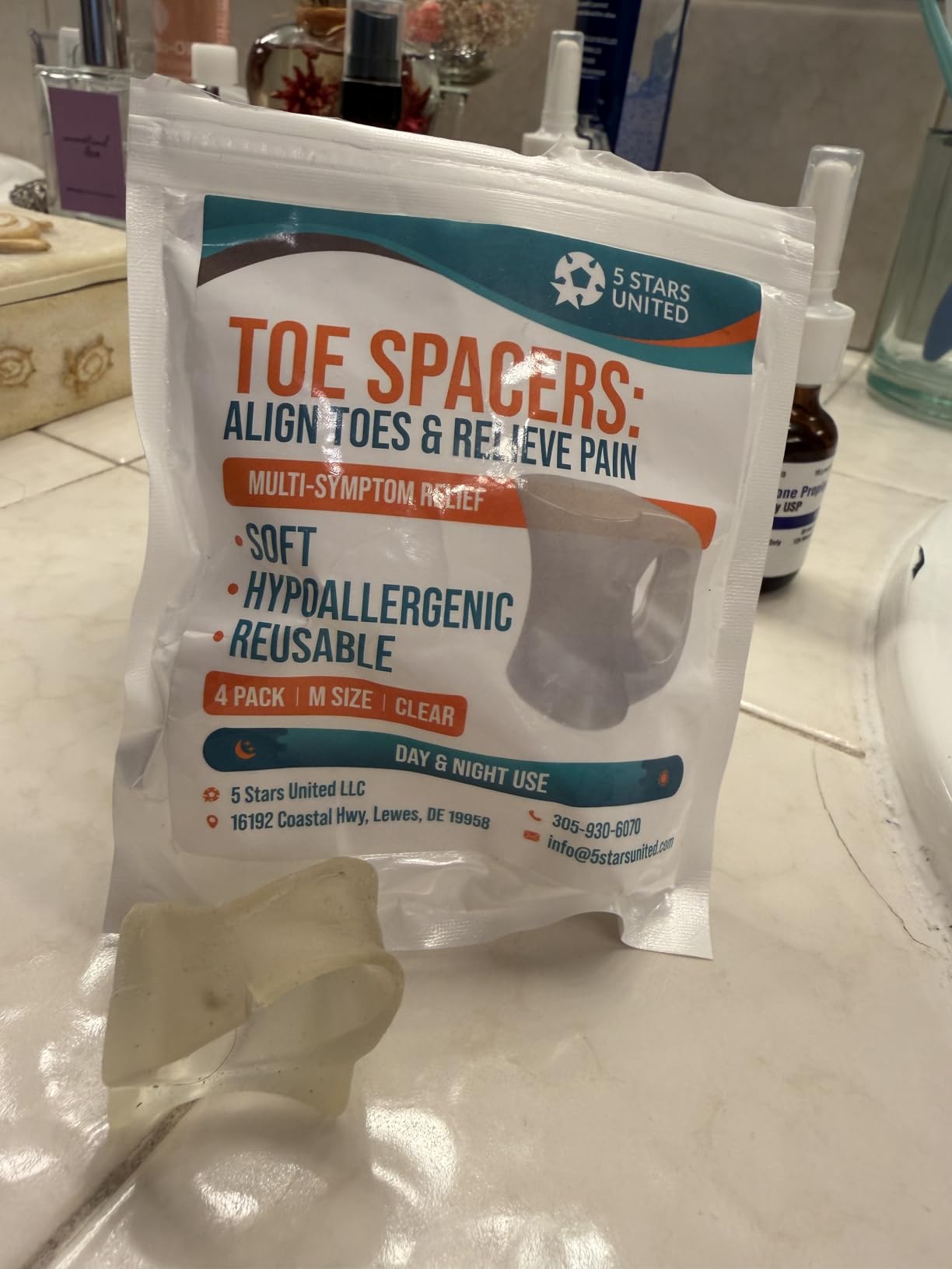 5 STARS UNITED Toe Spacers for Men & Women – 4 Gel Separators for Overlapping & Curled Toes, Bunions, Alignment - Diabetic Foot Care, Silicone Spreader, Corrector & Straightener, Clear customer photo 2