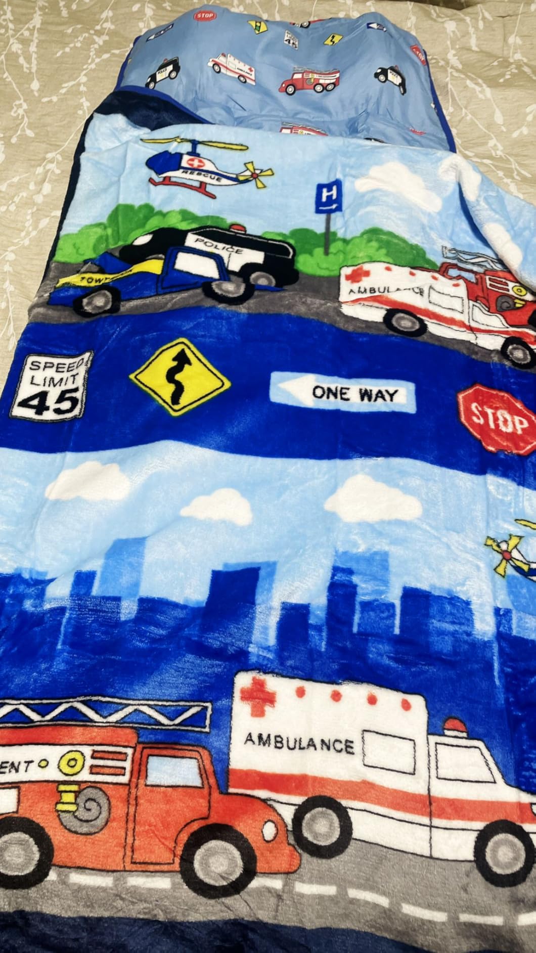 EVERYDAY KIDS Toddler Nap Mat with Removable Pillow -Underwater Mermaids- Carry Handle with Fastening Straps Closure, Rollup Design, Soft Microfiber for Preschool, Daycare Sleeping Bag, Ages 2-6 years customer photo 2