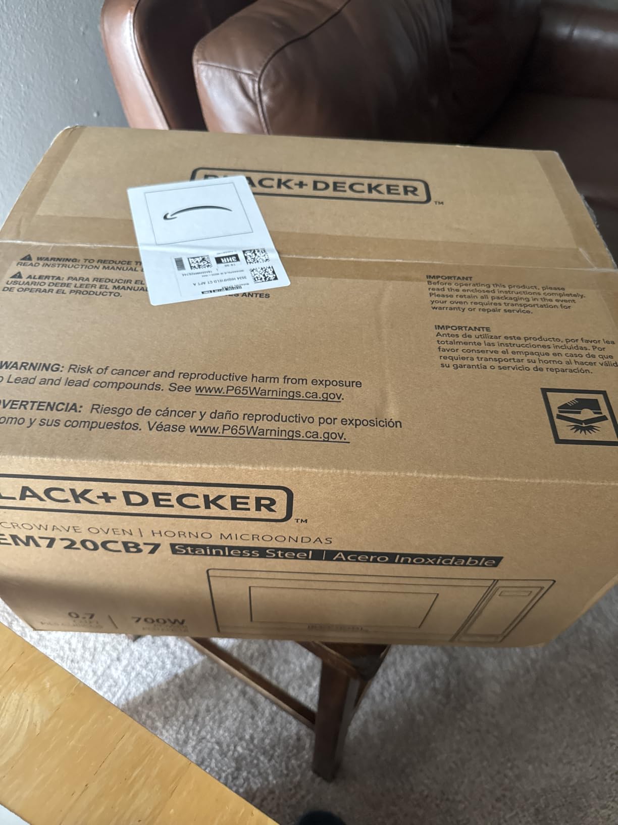 BLACK+DECKER Countertop Microwave Oven, 0.7 Cu.Ft, 700W, Stainless Steel customer photo 1