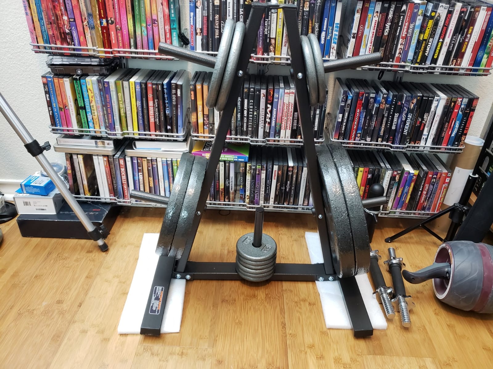 Marcy Standard Weight Plate Tree for 1-Inch Plates for Home Gym, 300 lb. Max. Capacity PT-5733 customer photo 1