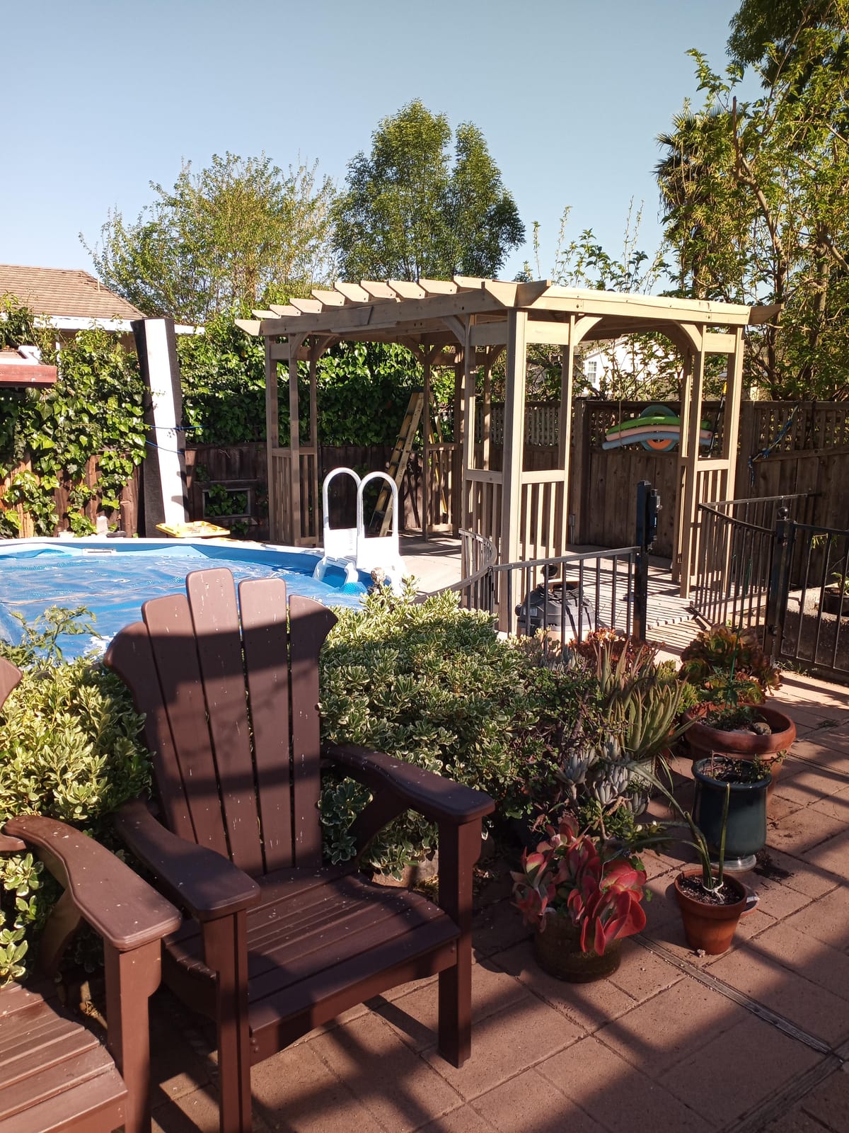 Yardistry 10x14 Madison Cedar Pergola with Removable Snap-on Sunshade, Timber Gray Wood Stain customer photo 2