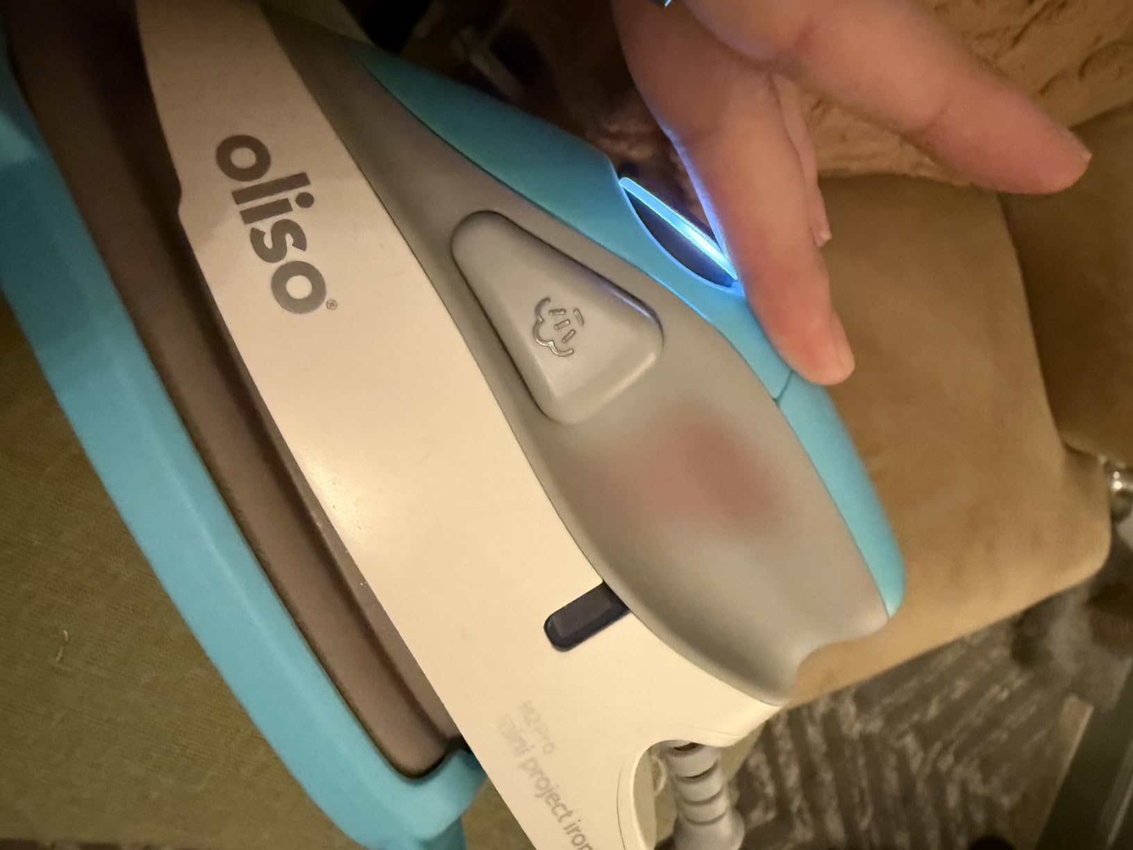 oliso M2Pro Mini Steam Iron for Sewing -1000W Dual Voltage Travel Iron, Butterscotch customer photo 1