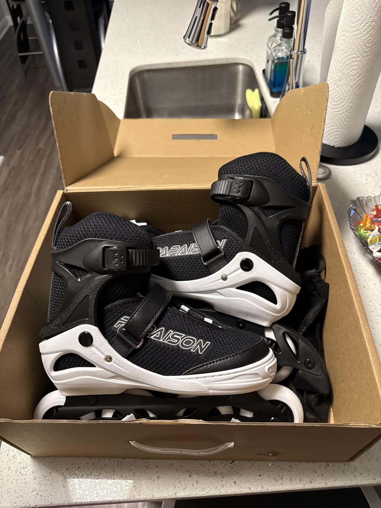 PAPAISON Adjustable Inline Skates for Kids and Adults with Full Light Up Wheels, Outdoor Roller Skates for Girls and Boys, Men and Women customer photo 1