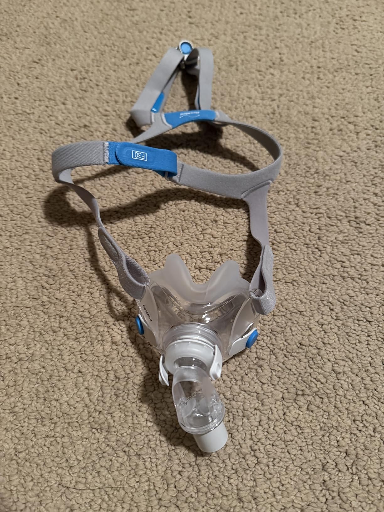 Resmed AirFit F30 Frame System Replacement Without Headgear, Small customer photo 1