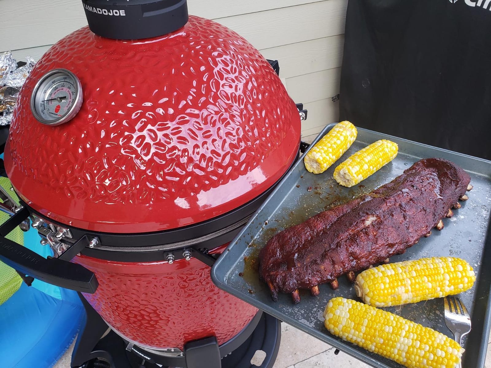 Kamado Joe® Classic Joe™ Series III 18-inch Charcoal Grill & Smoker, Red, with Cart, Side Shelves, Grill Gripper, and Ash Tool, 3 Tier Cooking System, Stainless Steel Cooking Grates, Model KJ23RHCI-A customer photo 1