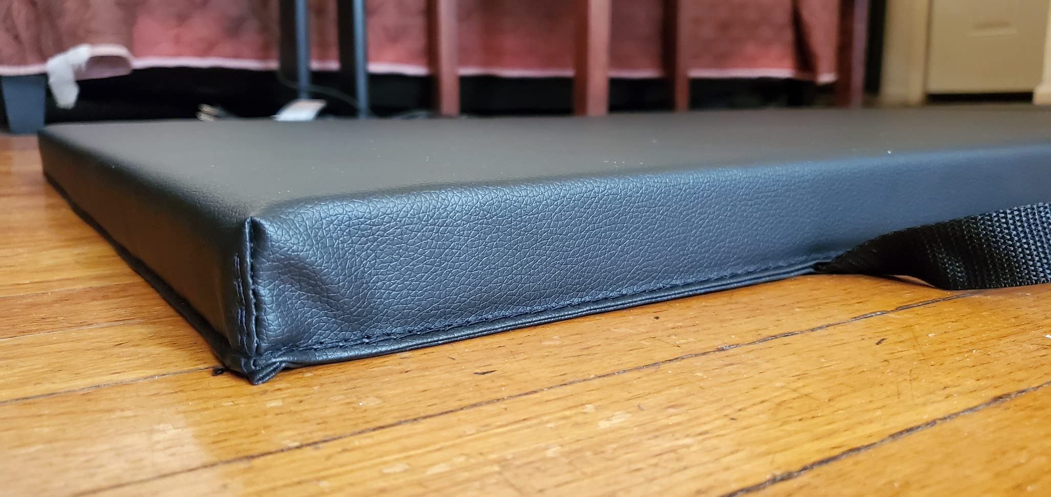 BalanceFrom 6x2 Feet 3-Panel Folding Gymnastics Mat – 1.5-Inch Thick Pad with Vinyl Surface and Carrying Handles for Tumbling, Yoga, Pilates, Home Workouts, and Martial Arts customer photo 2