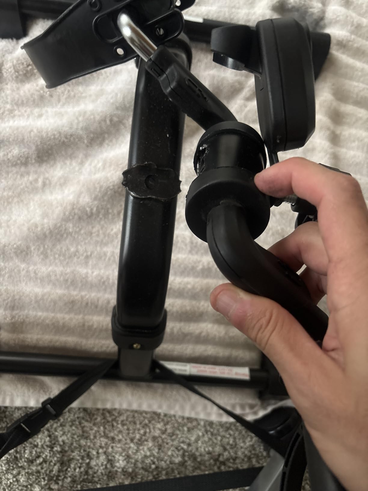 Vaunn Foldable Compact Professional Wrist Arm Leg Strengtheners Pedal Exerciser with Electronic Display for Indoor Exerciser and Physical Therapy customer photo 1
