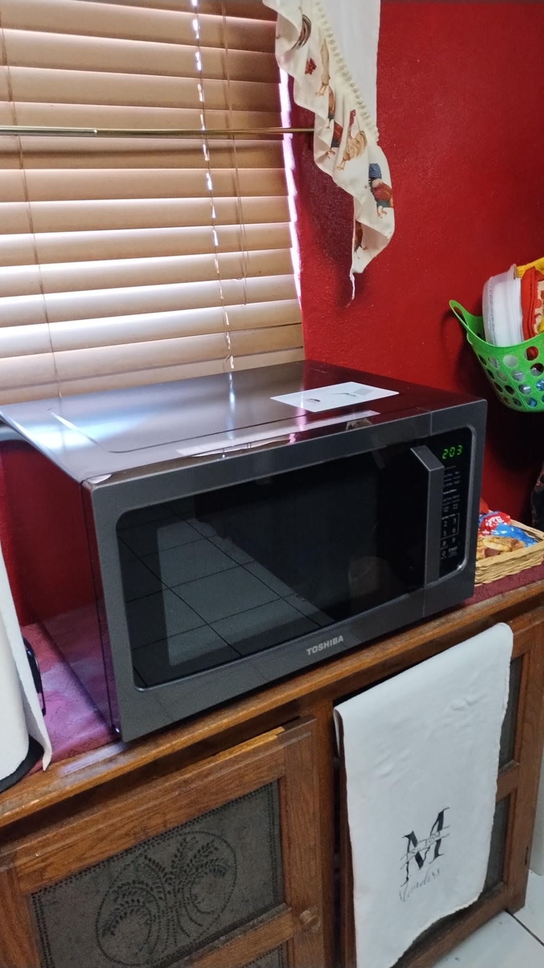 TOSHIBA Microwave Oven with Smart Sensor, 1.6 Cu.Ft, 1200W customer photo 2