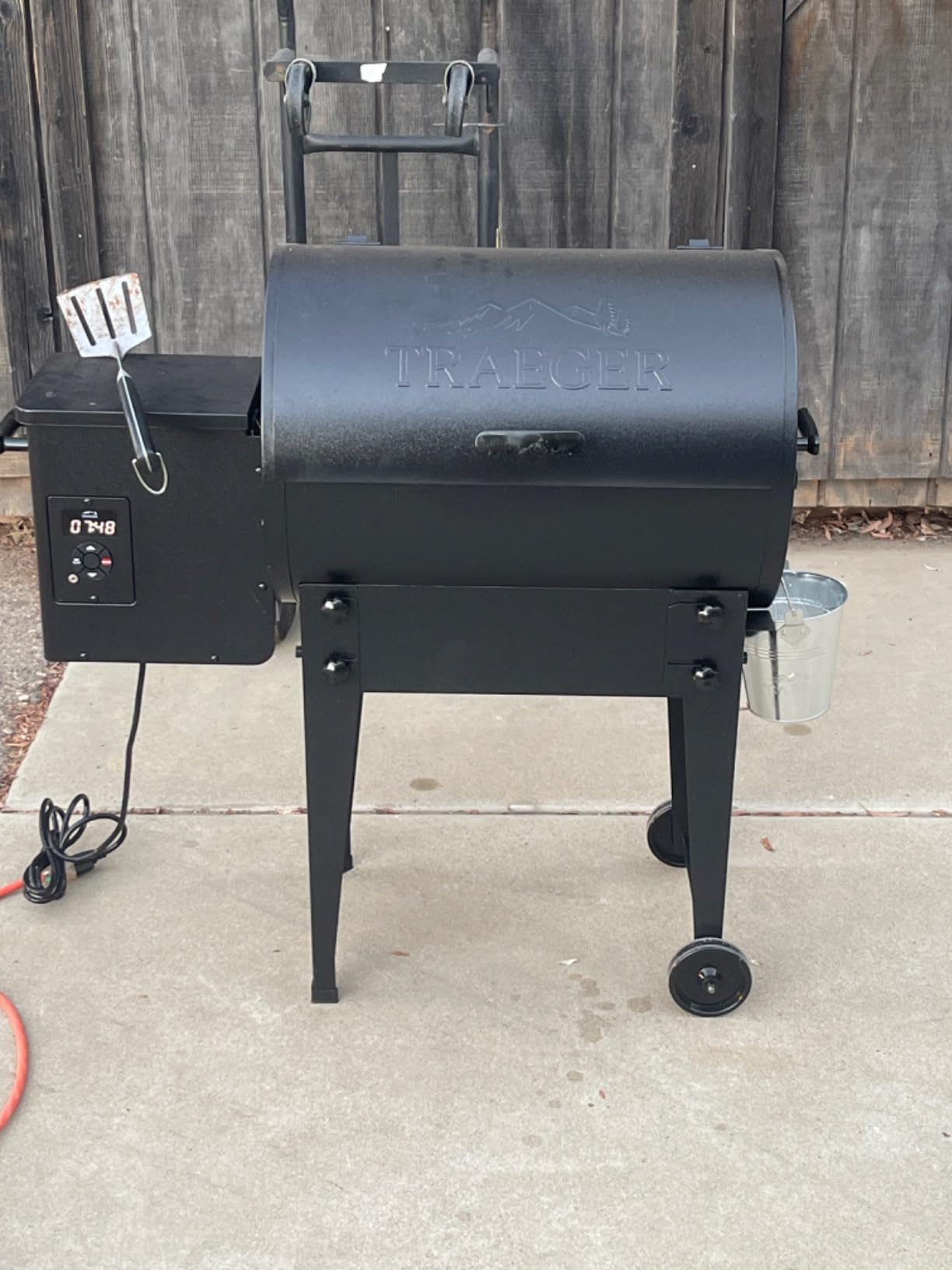 Traeger Tailgater Portable Wood Pellet Grill & Smoker, 300 Sq In customer photo 2