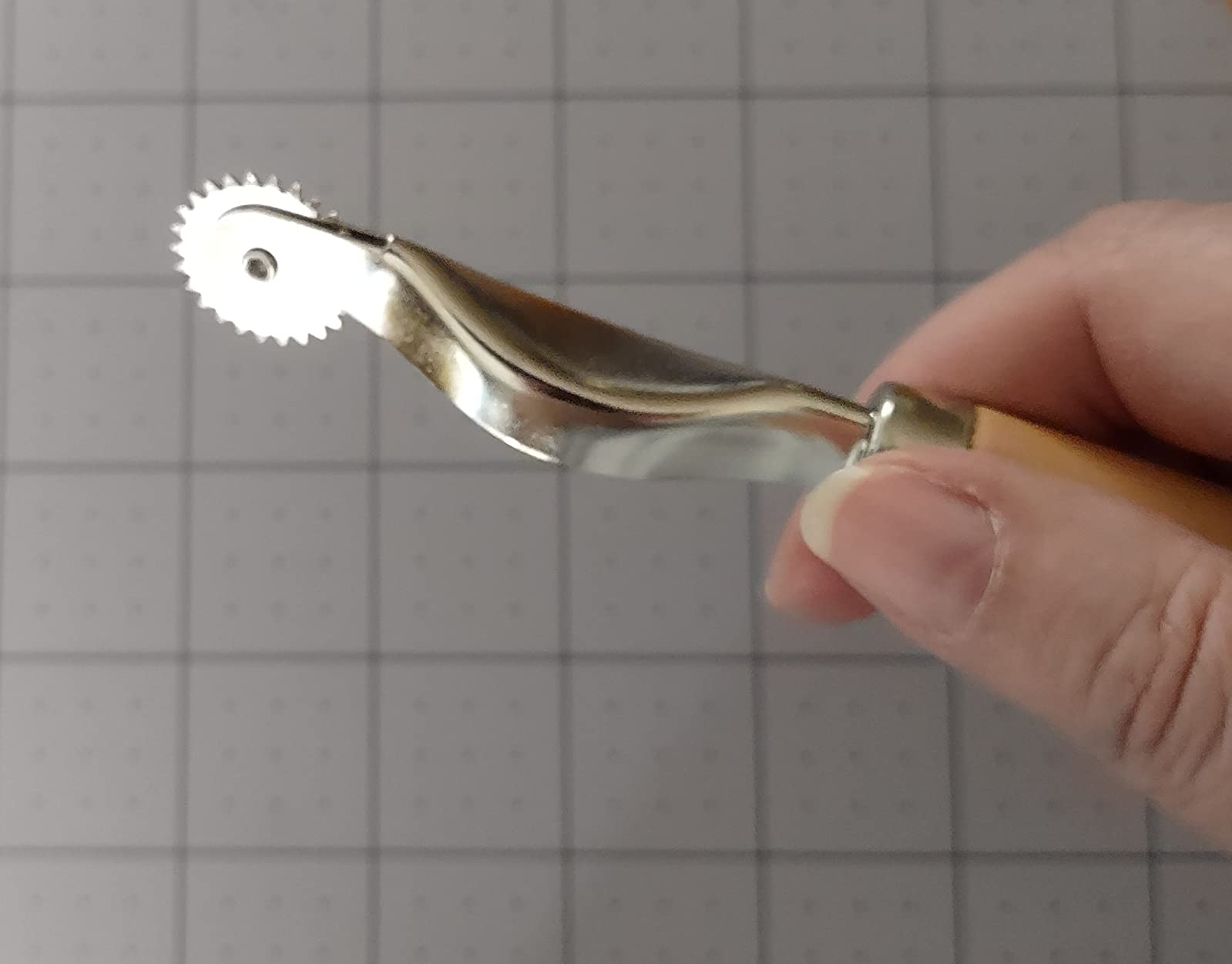 Sewing Tracing Wheel for Sewing Patterns by SEWTCO, Wood and Stainless Steel Pounce Wheel, Perforation Cutter customer photo 2