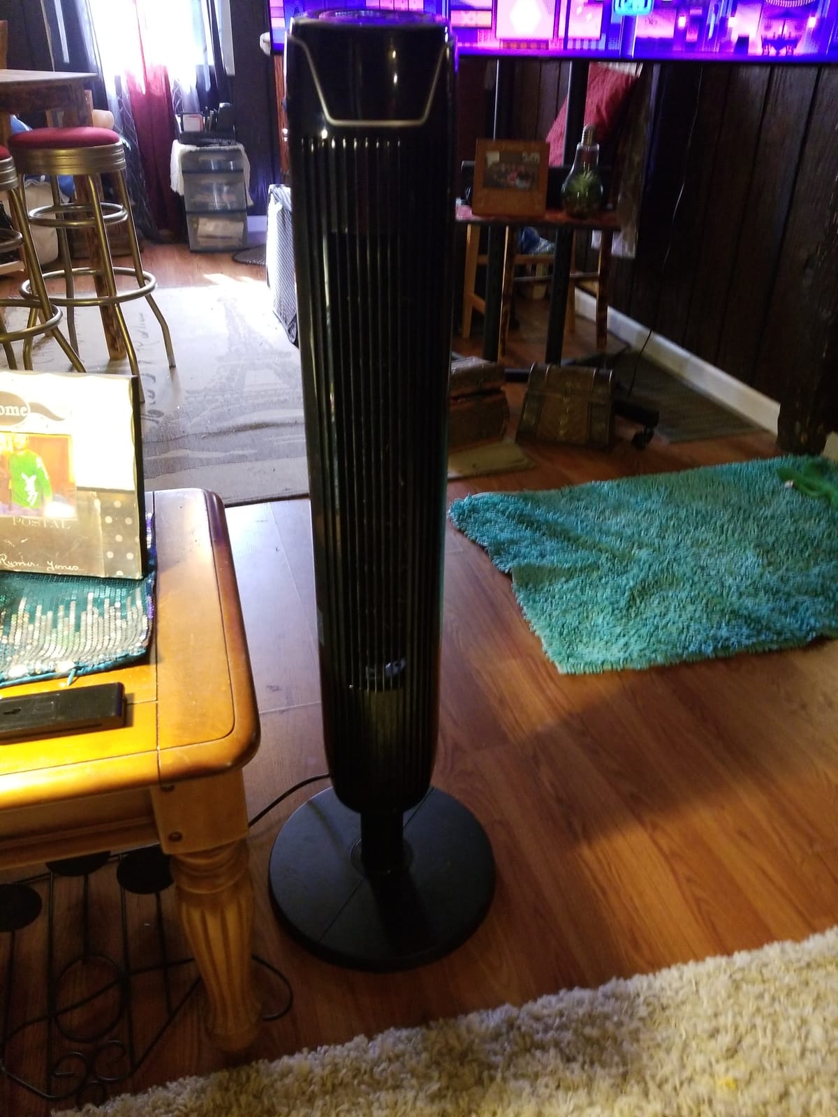 Senville Bladeless Oscillating Tower Fan for Bedroom, Remote, Quiet, Black customer photo 2