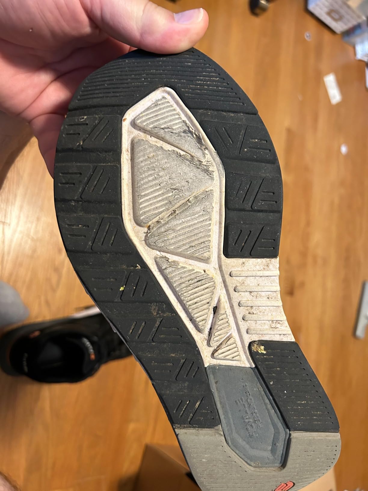 FitVille Extra Wide Walking Shoes for Men Wide Width Sneakers for Flat Feet Heel Pain Relief - Rebound Core customer photo 2