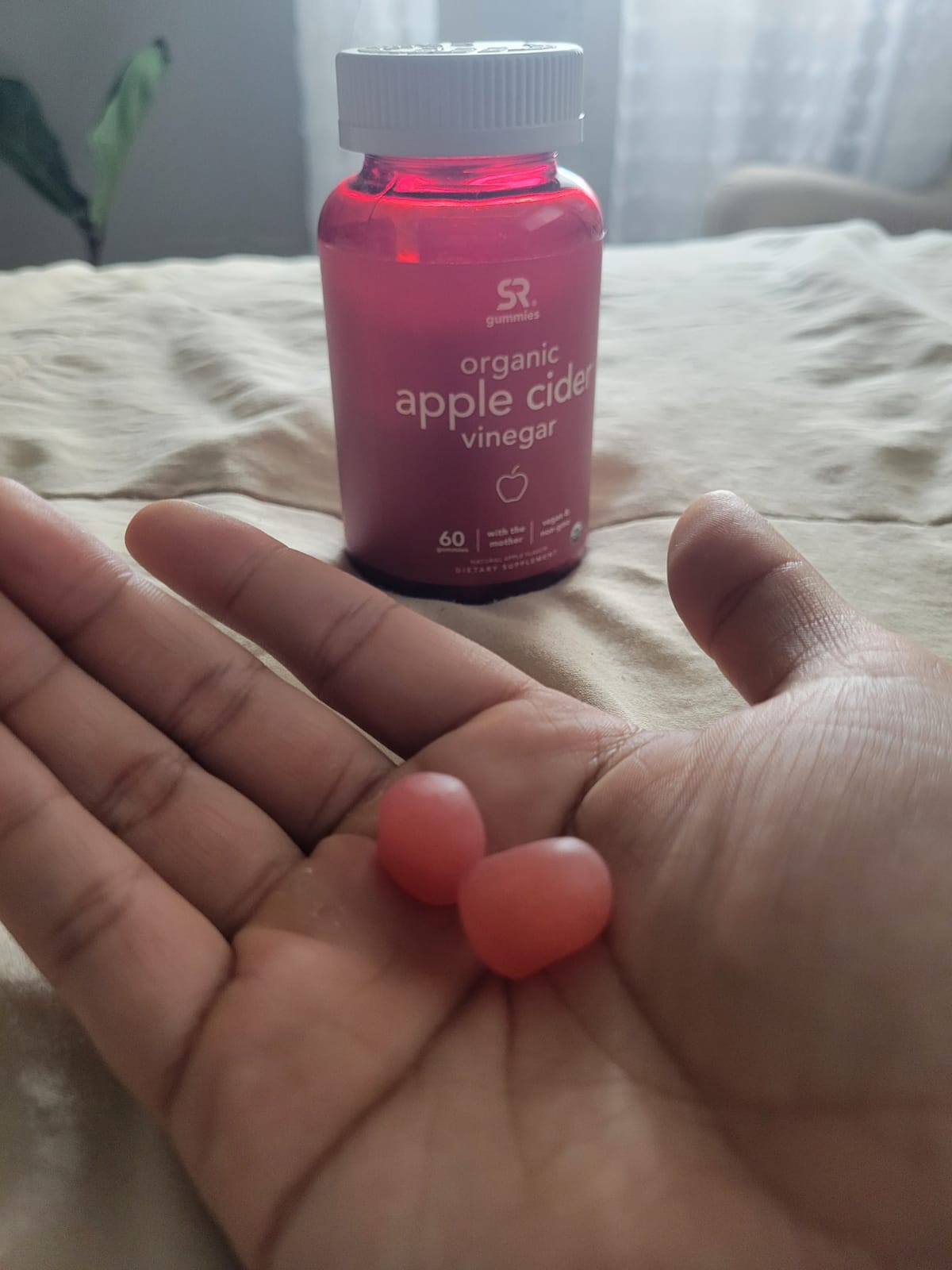 Sports Research® Organic Apple Cider Vinegar Sugar-Free Gummies, 60 Count customer photo 2