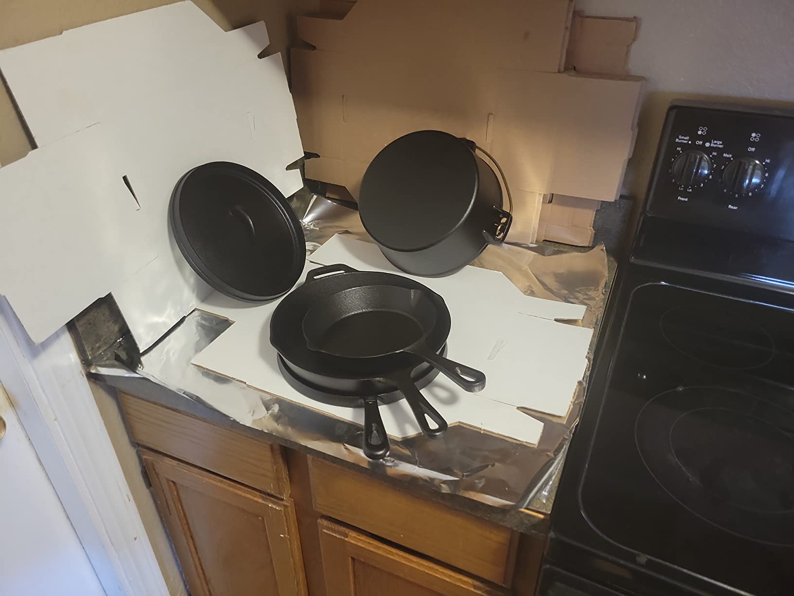 MegaChef Assorted Pre-Seasoned OVEN SAFE, Cast Iron Cookware Set, 5 Piece, Black customer photo 2