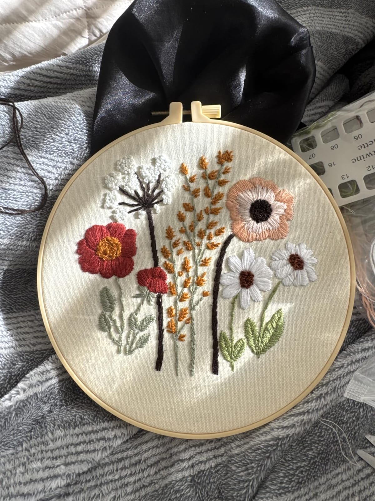 Uphome 3 Pack Embroidery Starter Kit for Beginners Stamped Cross Stitch Kits with Cute Flowers and Plants Patterns with 1 Embroidery Hoop and Color Threads for Adults Kids customer photo 2