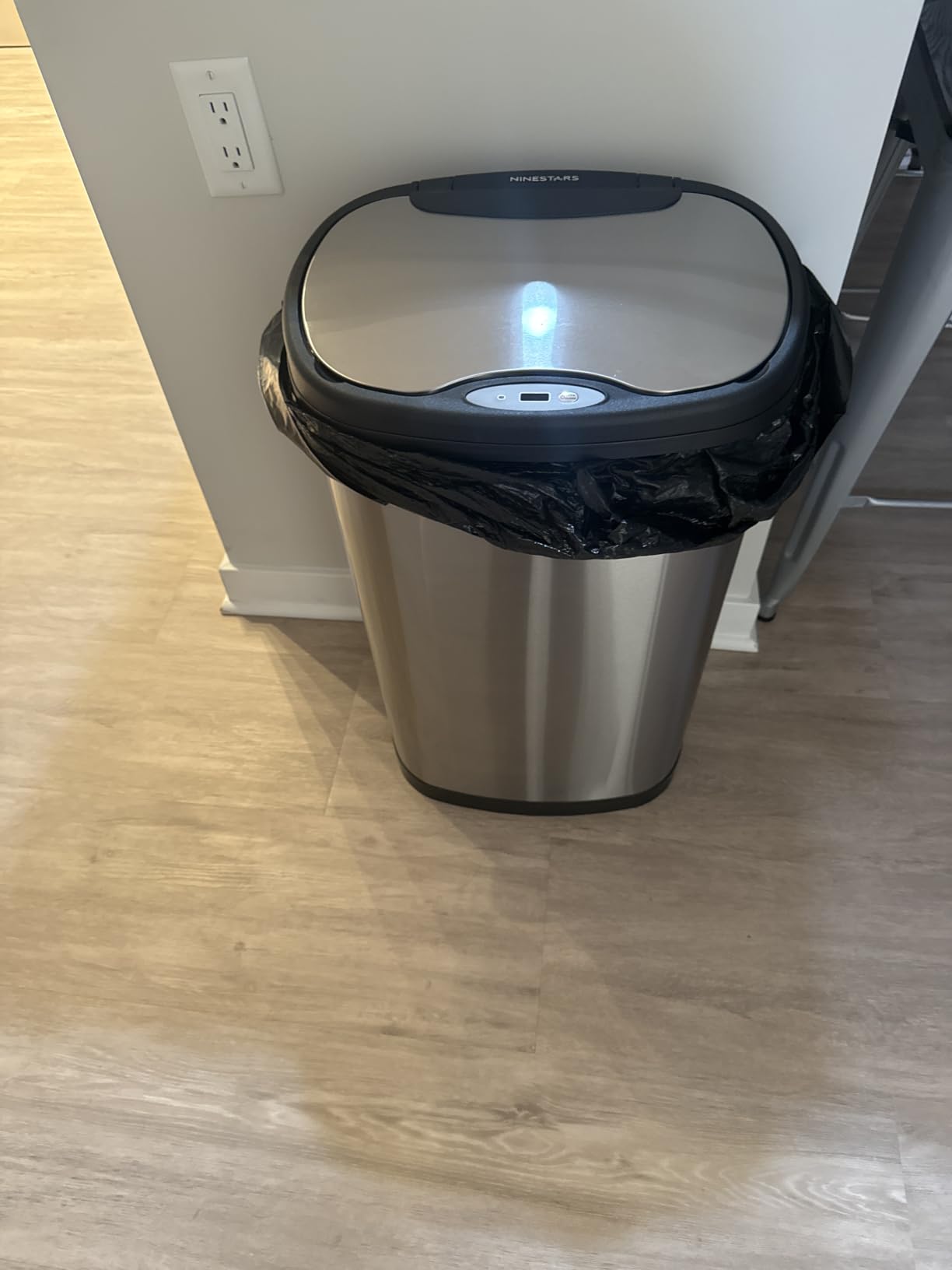 Ninestars 13 Gallon Oval Automatic Trash Can, 50L Touchless Motion Sensor Garbage Can with Odor-Sealing Lid & One-Touch Manual Mode, Silver Stainless Steel, Black Trim customer photo 1