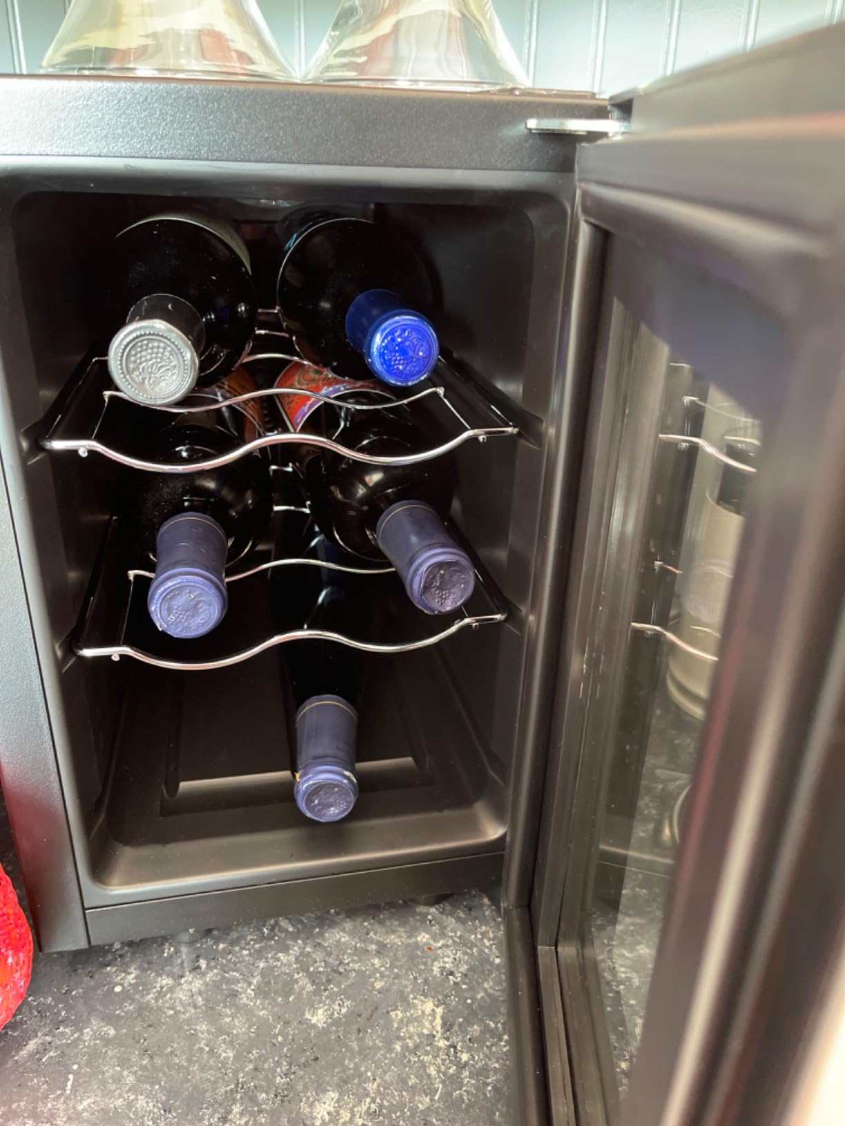 Wine Enthusiast 6-Bottle Countertop Wine Cooler – Compact Mini Wine Cooler for Kitchen or Bedroom with 3 Shelves, Energy-Efficient Cooling, Adjustable Digital Temperature Control customer photo 2