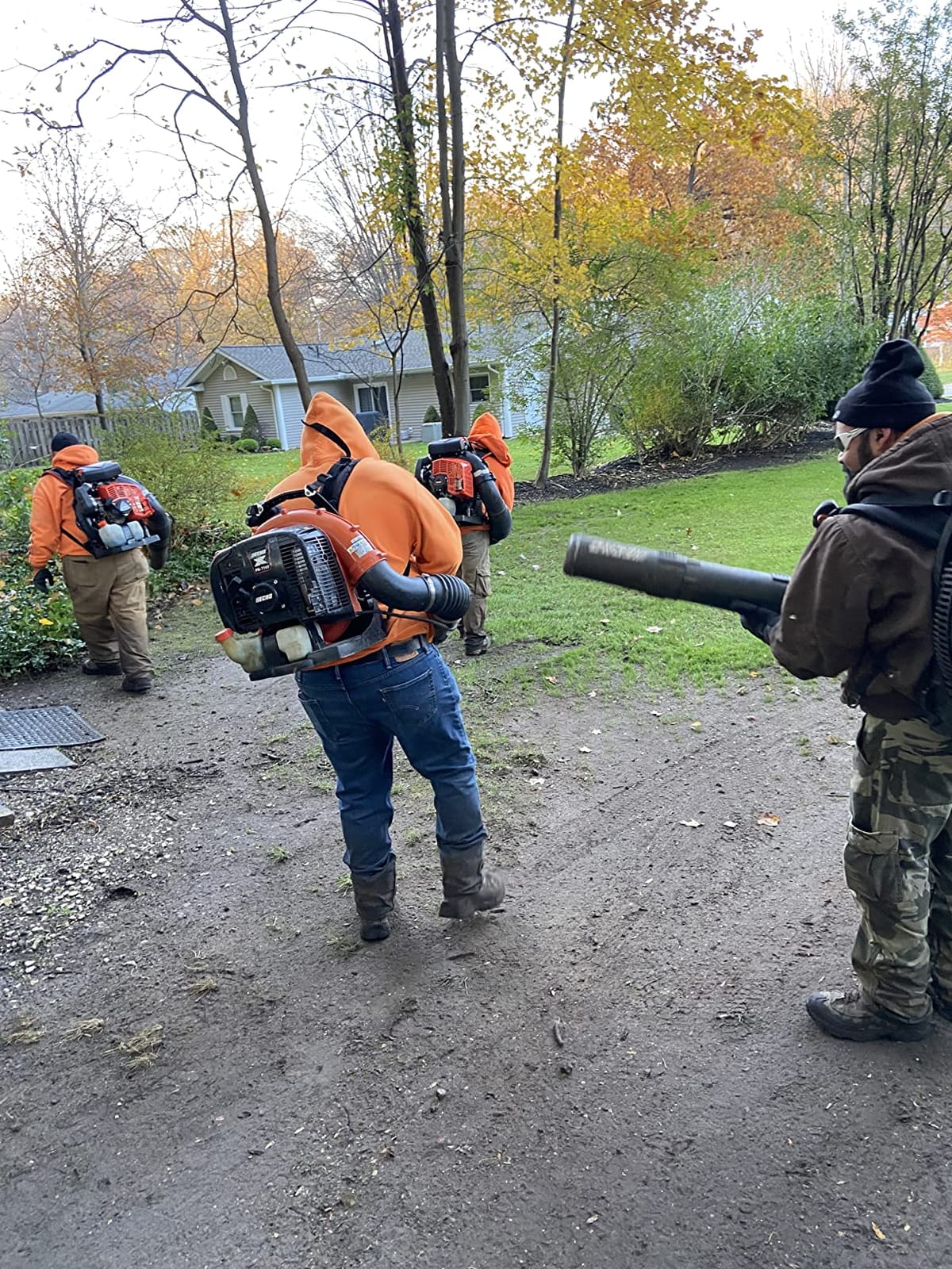 Echo 220 MPH 1110 CFM 79.9 cc Gas 2-Stroke X Series Backpack Blower with Tube-Mounted Throttle PB-9010T customer photo 2