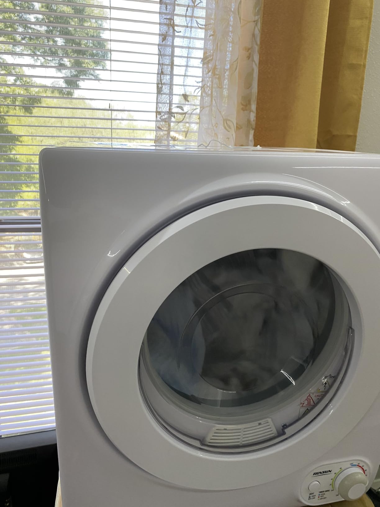 ROVSUN 110V Portable Clothes Dryer, High End Laundry Front Load Tumble Dryer Machine with Stainless Steel Tub & Simple Control Knob for Apartment, Dorm-850W, White customer photo 1