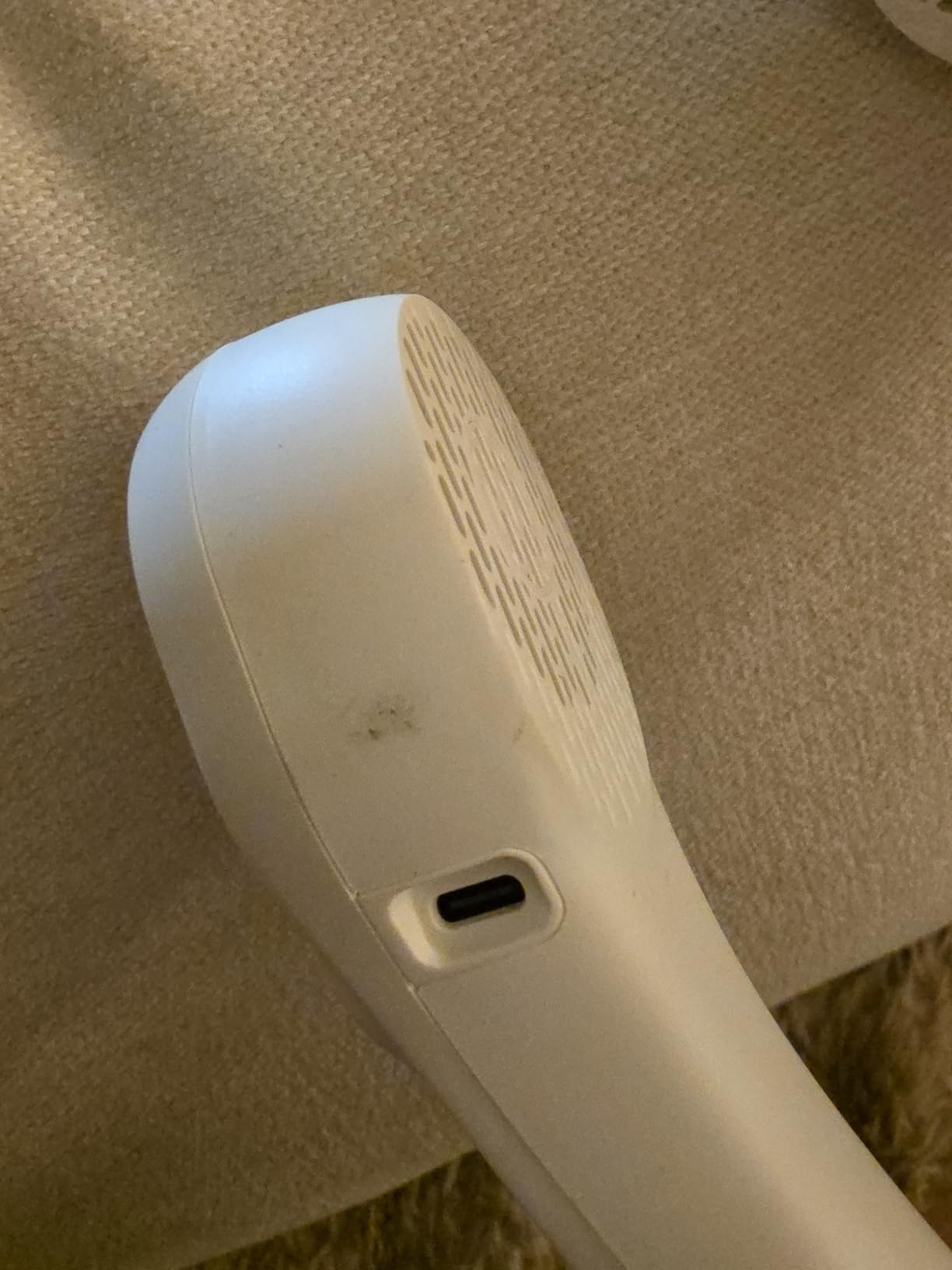 FrSara Portable Fan,Personal Neck Fans that Blow Cold Air,Upgraded 4000mAh customer photo 2
