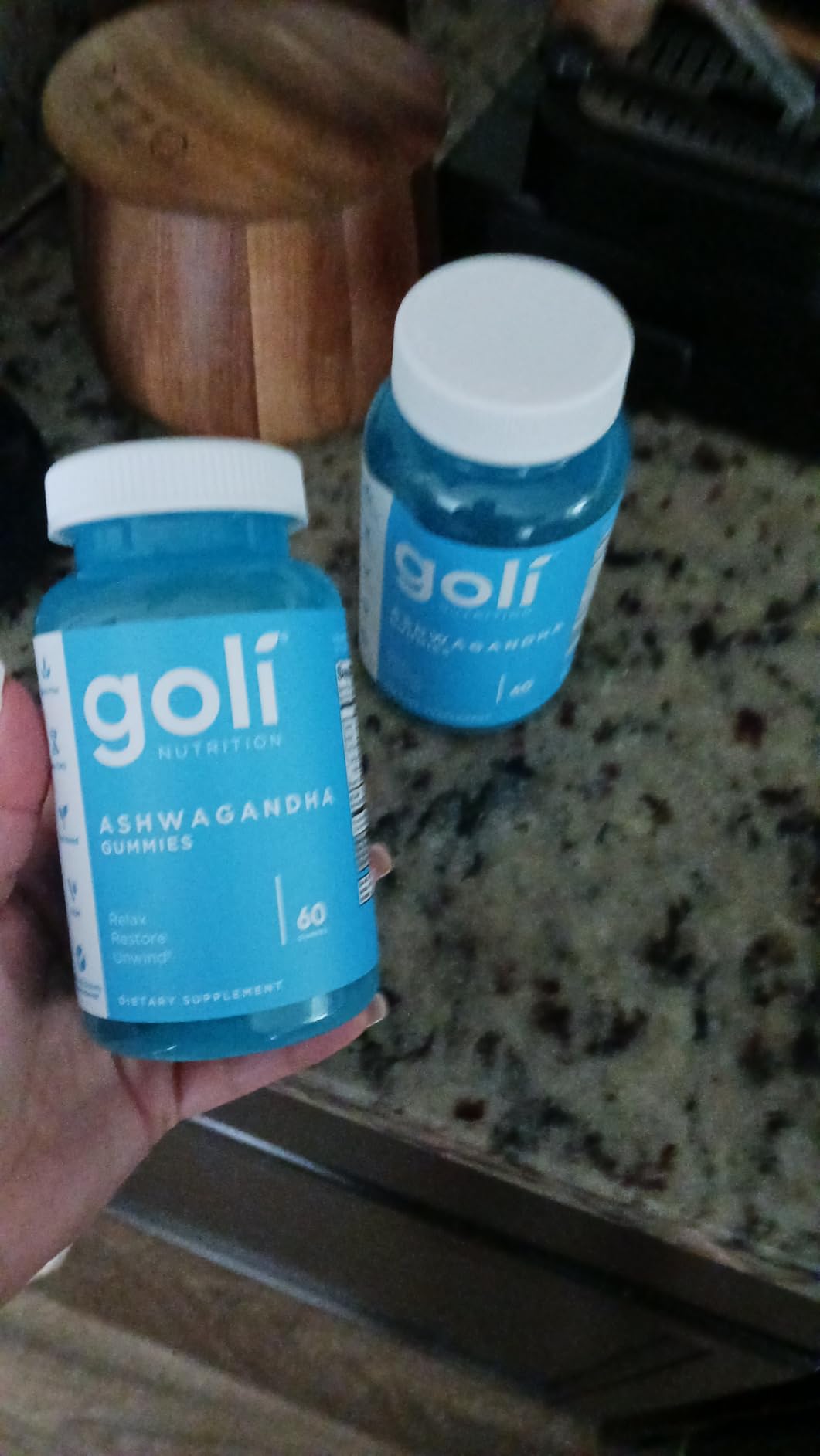 Goli Ashwagandha & Vitamin D Gummy - 60 Count - Mixed Berry, KSM-66, Vegan, Plant Based, Non-GMO, Gluten-Free & Gelatin Free Relax. Restore. Unwind, Pack of 1 customer photo 1