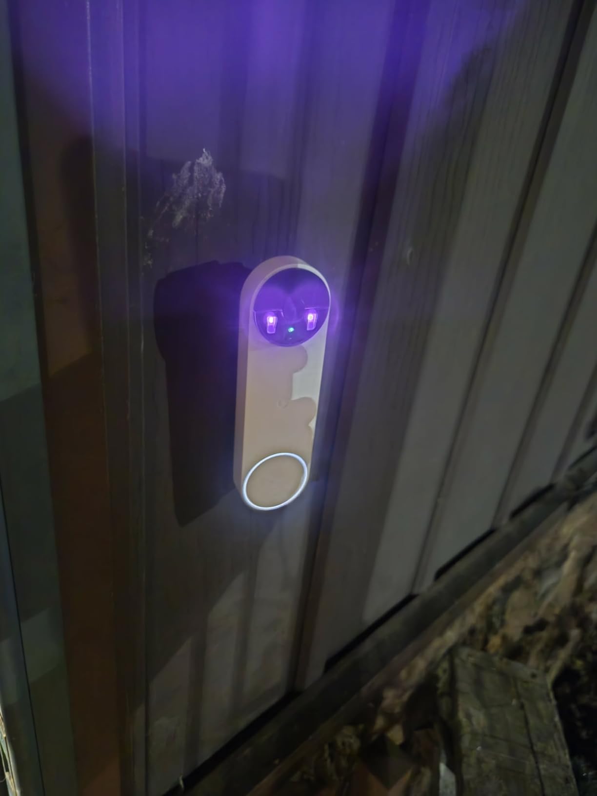 Google Nest Doorbell (Battery) - Snow customer photo 1
