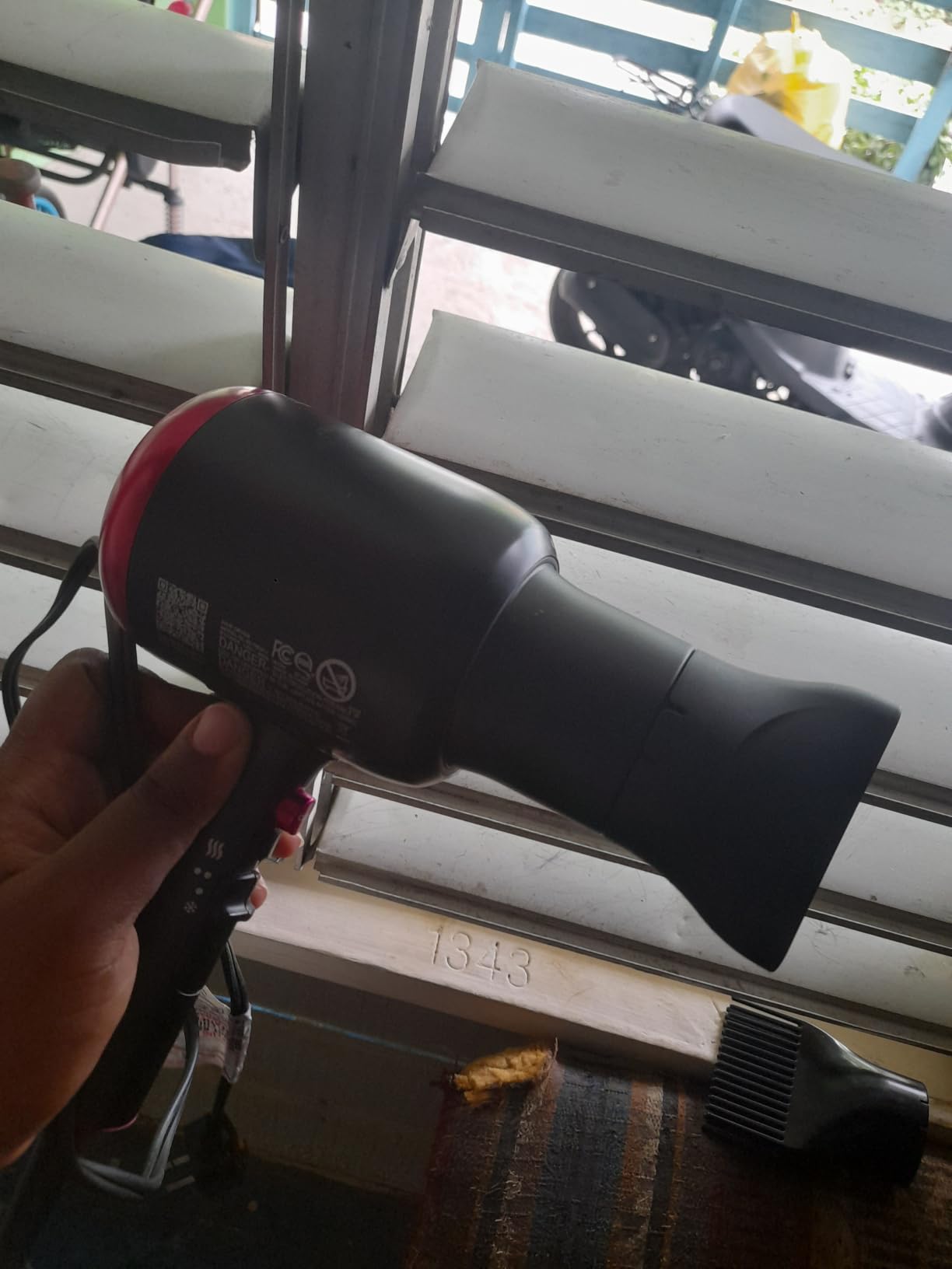 Wavytalk Blown Away Ionic Hair Dryer with Diffuser for Curly Hair customer photo 1