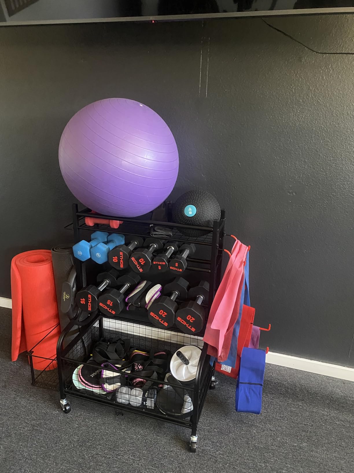PLKOW Dumbbell Rack, Weight Rack for Dumbbells, Home Gym Storage for Dumbbells Kettlebells Yoga Mat and Balls, All in One Workout Storage with Wheels and Hooks, Powder Coated Finish Steel customer photo 1