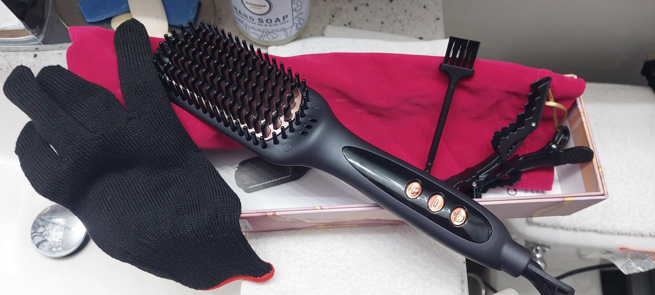 LANDOT Hair Straightener Brush for Women, Ionic Ceramic Heated Hot Brush customer photo 2