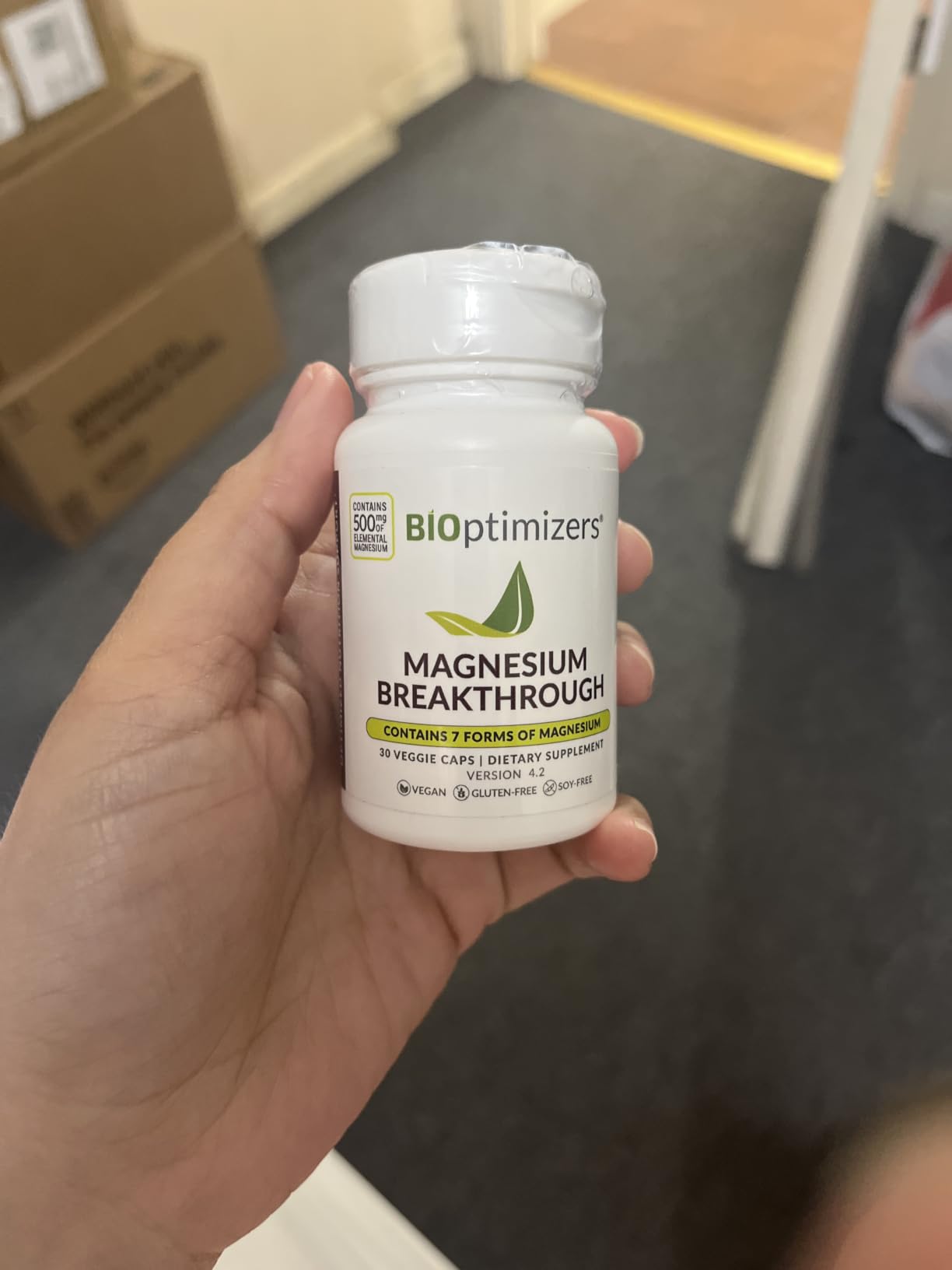 BIOptimizers Magnesium Breakthrough Supplement with 500mg - 7 Forms of Magnesium: Glycinate, Malate, Citrate, and More - Natural Support for Sleep and Cognitive Function -30 Capsules- Calming Vitamins customer photo 1