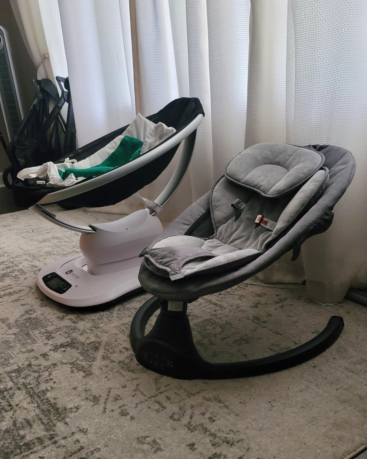 LAREX Baby Swing for Infants to Toddler with Remote Control & Bluetooth customer photo 1