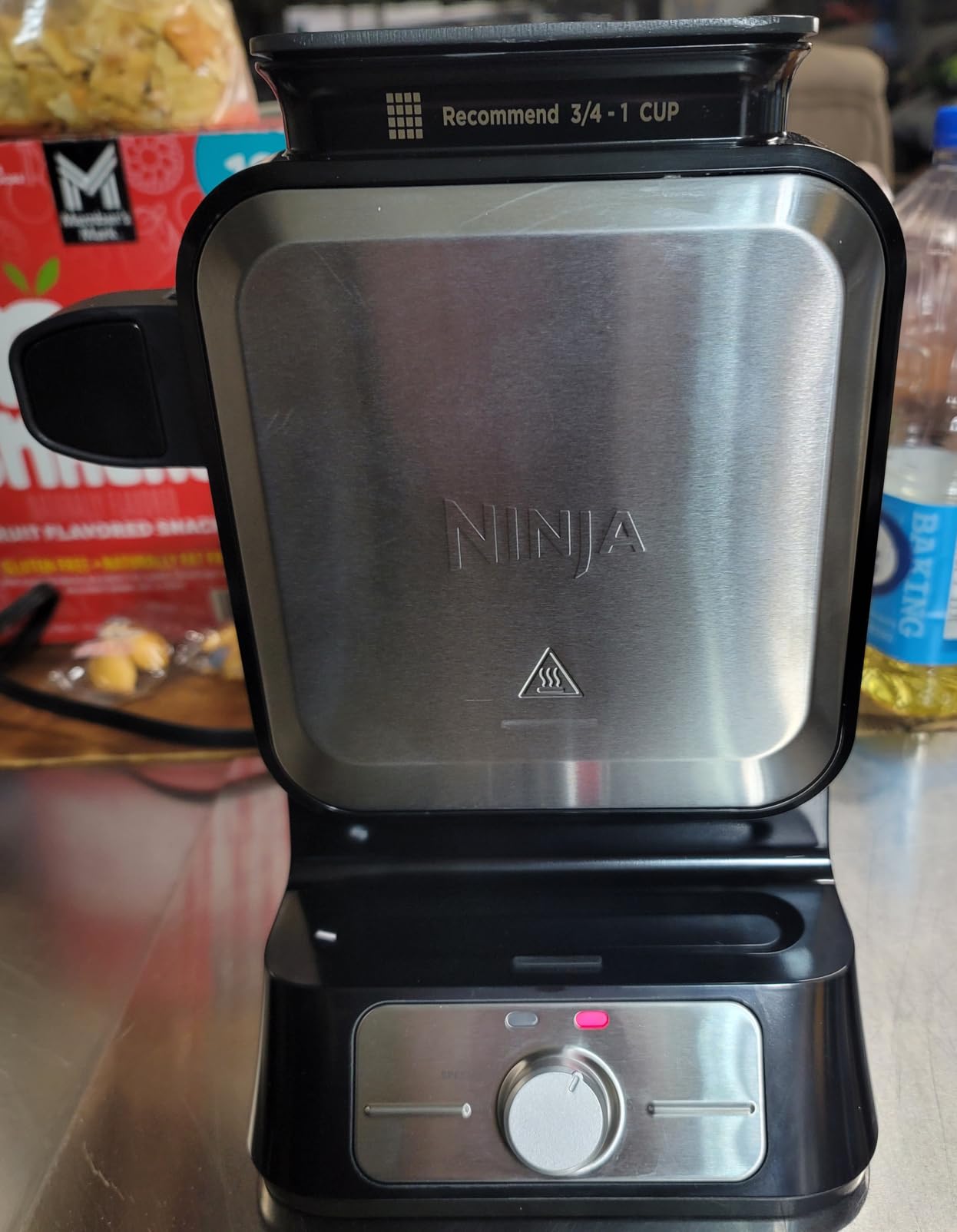 Ninja Belgian Waffle Maker Pro, 5 Shade Settings, Black/Silver, BW1001 customer photo 2