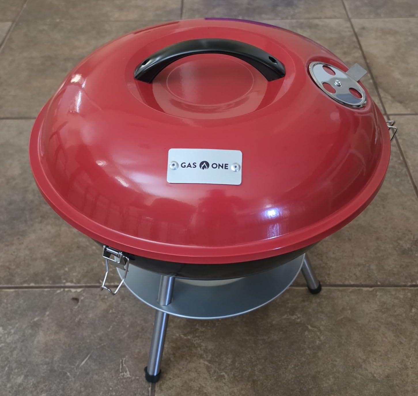Gas One – 14-inch Portable Barbecue Grill with 3-Point Locking Lid for Heat Preservation – Dual Venting System – Small Charcoal Grill for Backyard, Camping, Boat customer photo 1