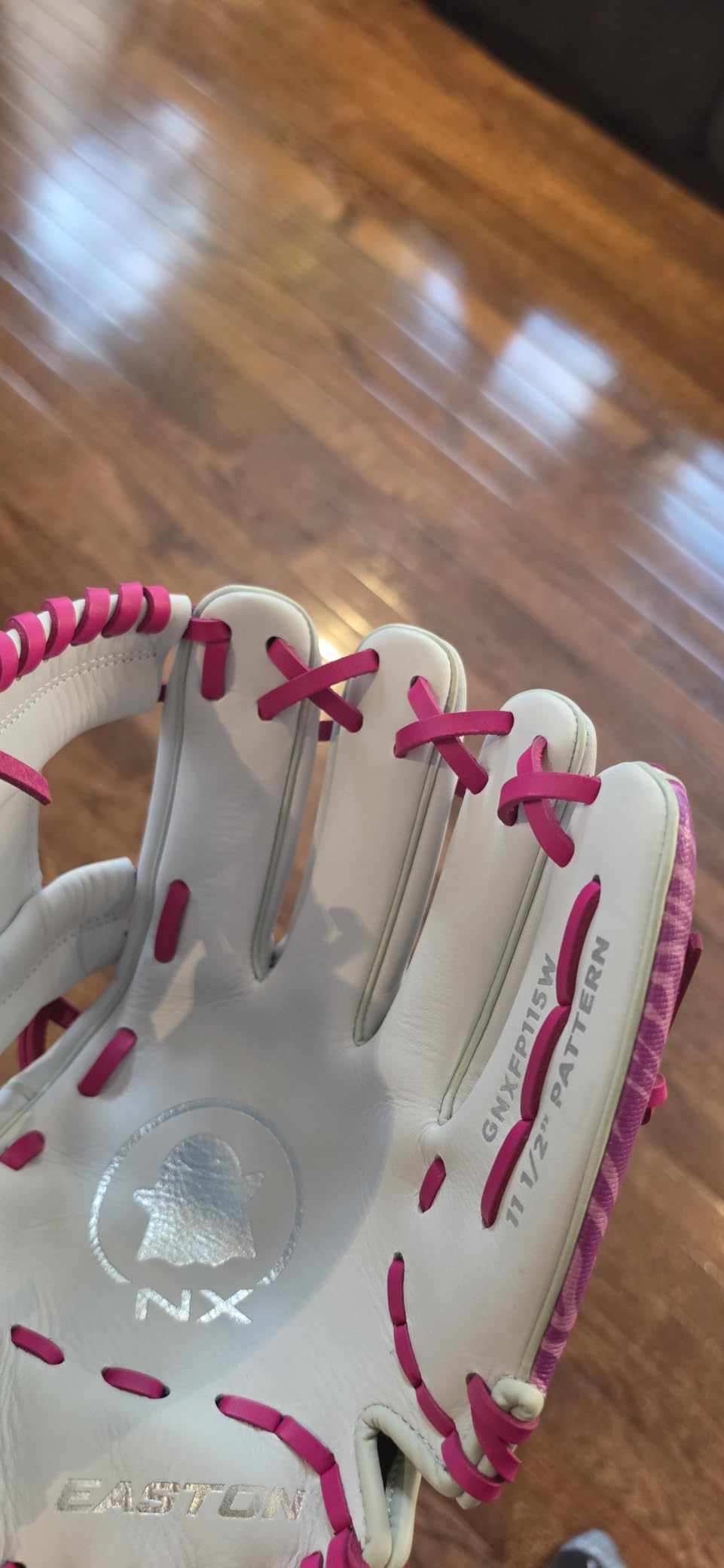 Easton | Ghost NX Fastpitch Softball Glove customer photo 2