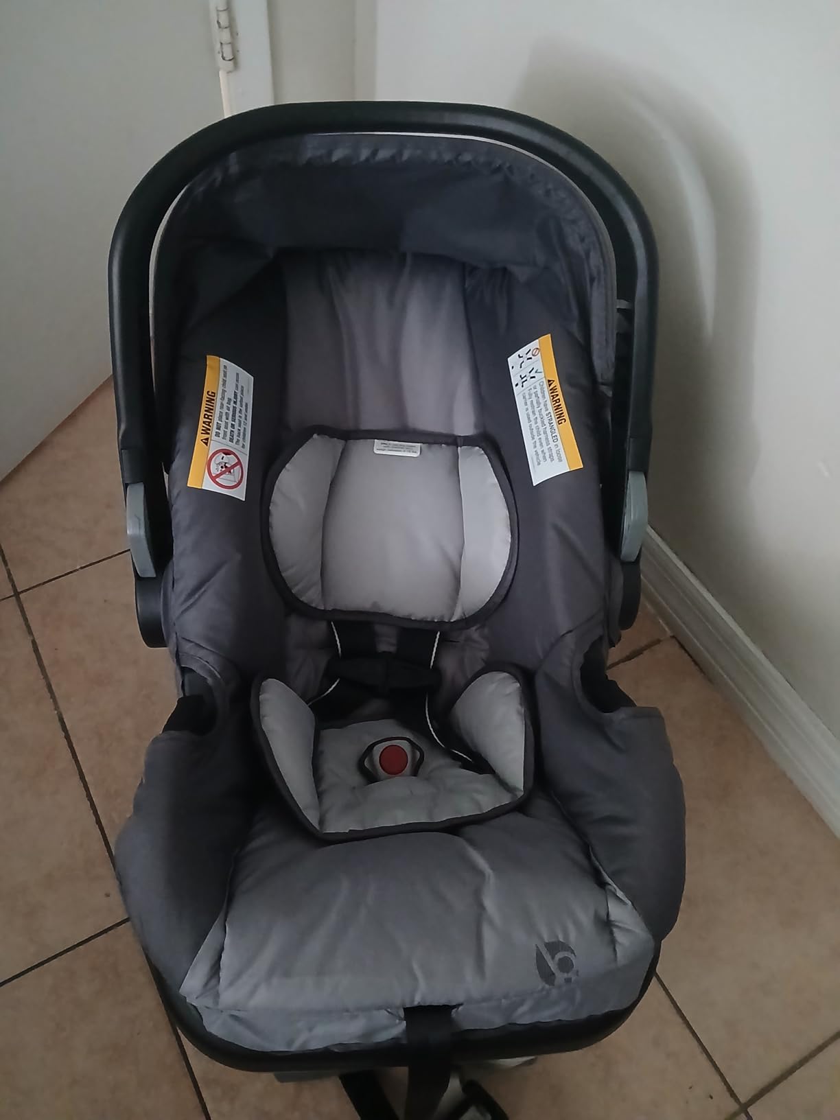 Baby Trend EZ-Lift™ Plus Infant Car Seat, Ultra Grey – Newborn Comfort Padding, Lightweight Carry Build, Adjustable Harness System customer photo 2