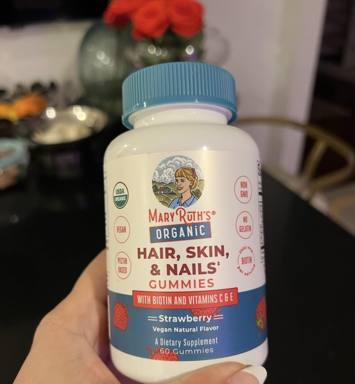 MARYRUTH'S Organic Hair Skin and Nail Vitamins, Ages 14+, Skin Care, 60ct customer photo 2