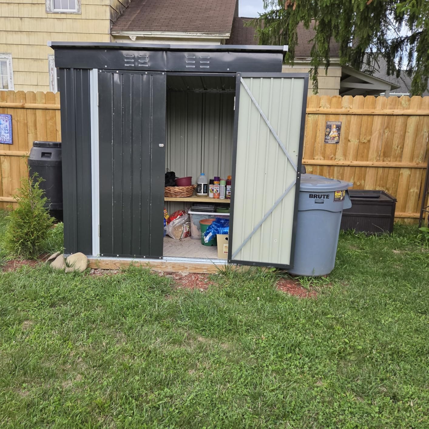 Gizoon 5x3 FT Outdoor Shed, Galvanized Metal Shed Lockable Door, Dark Gray customer photo 1