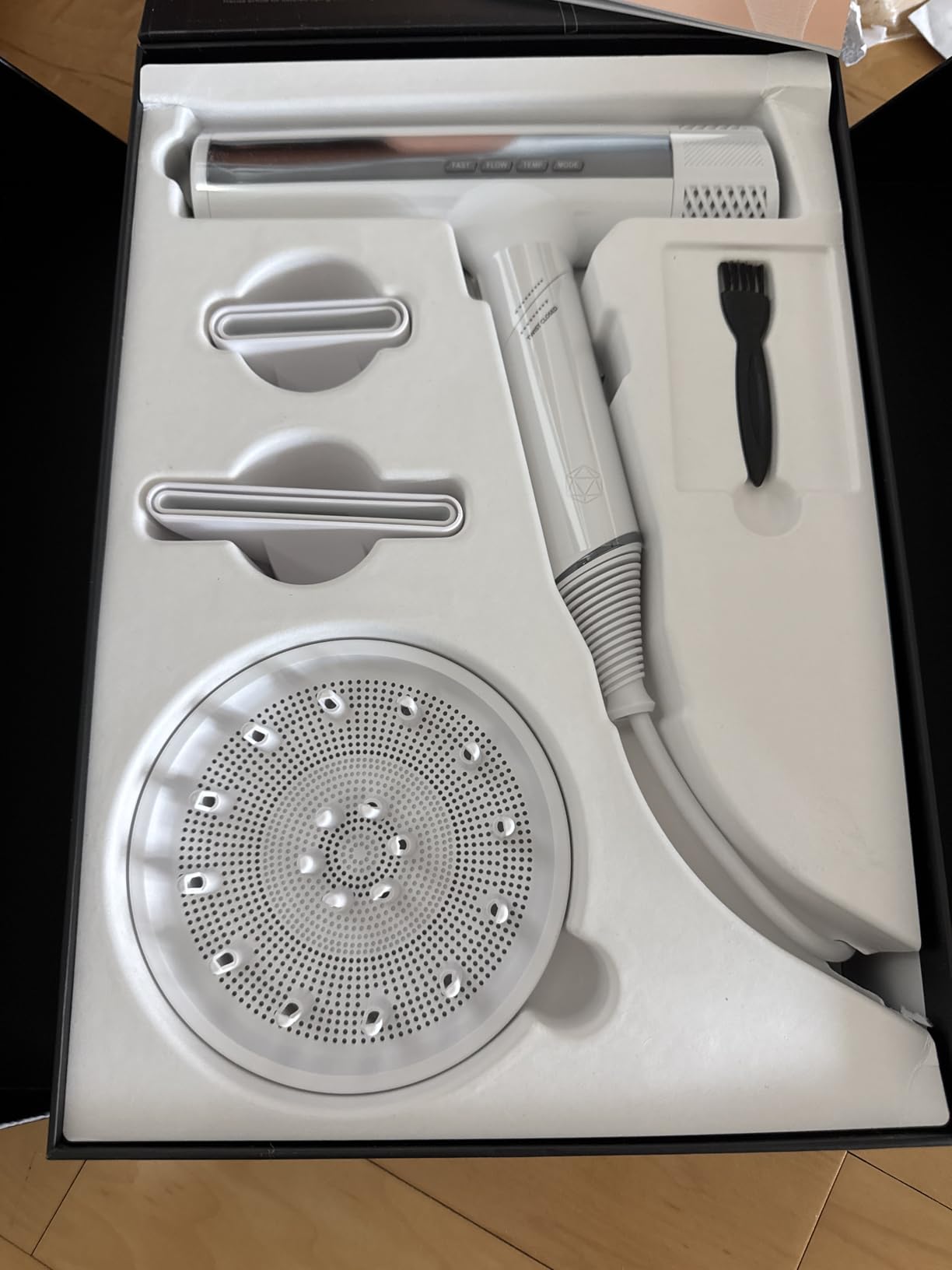 ⁠SRILabs DryQ Infrared Hair Dryer - Red Light, Frizz Control, Dual Voltage customer photo 2