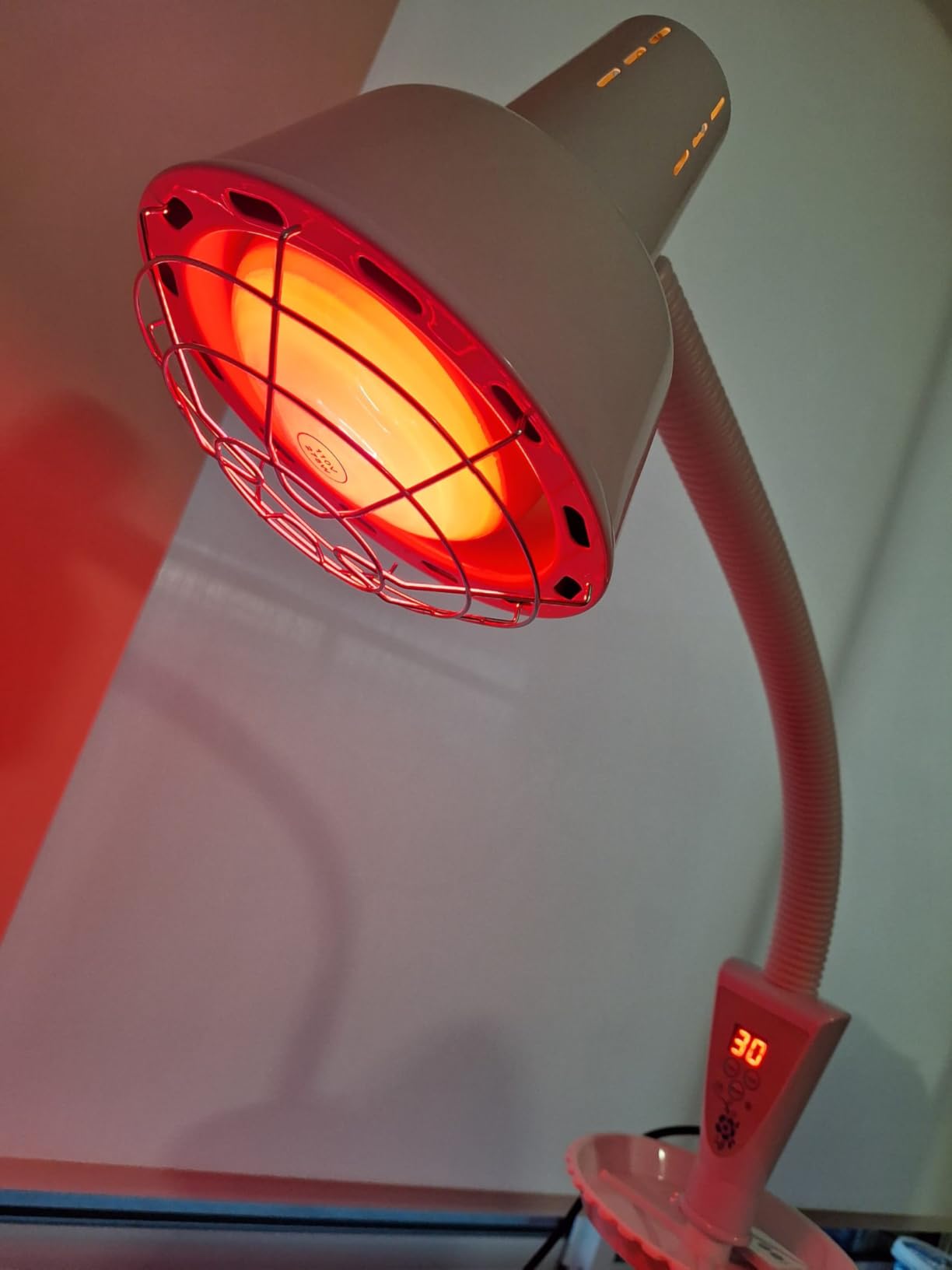 Infrared Red Light Therapy Lamp 275W with Timer and Adjustable Height Stand customer photo 1