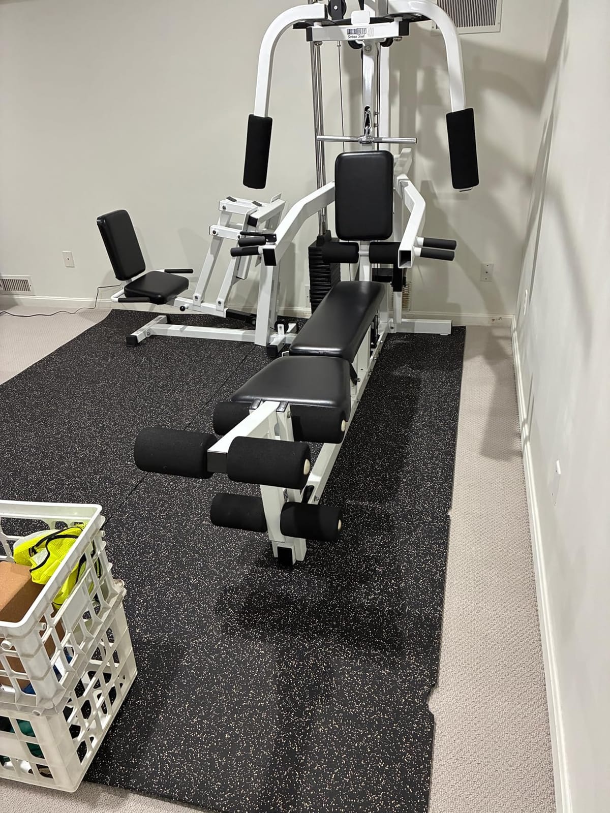 Genaflex Rubber Gym Floor Mat - 8mm Thick - Heavy Duty Commercial Protective Gym Flooring Roll (10% Grey, 4' X 6') customer photo 2