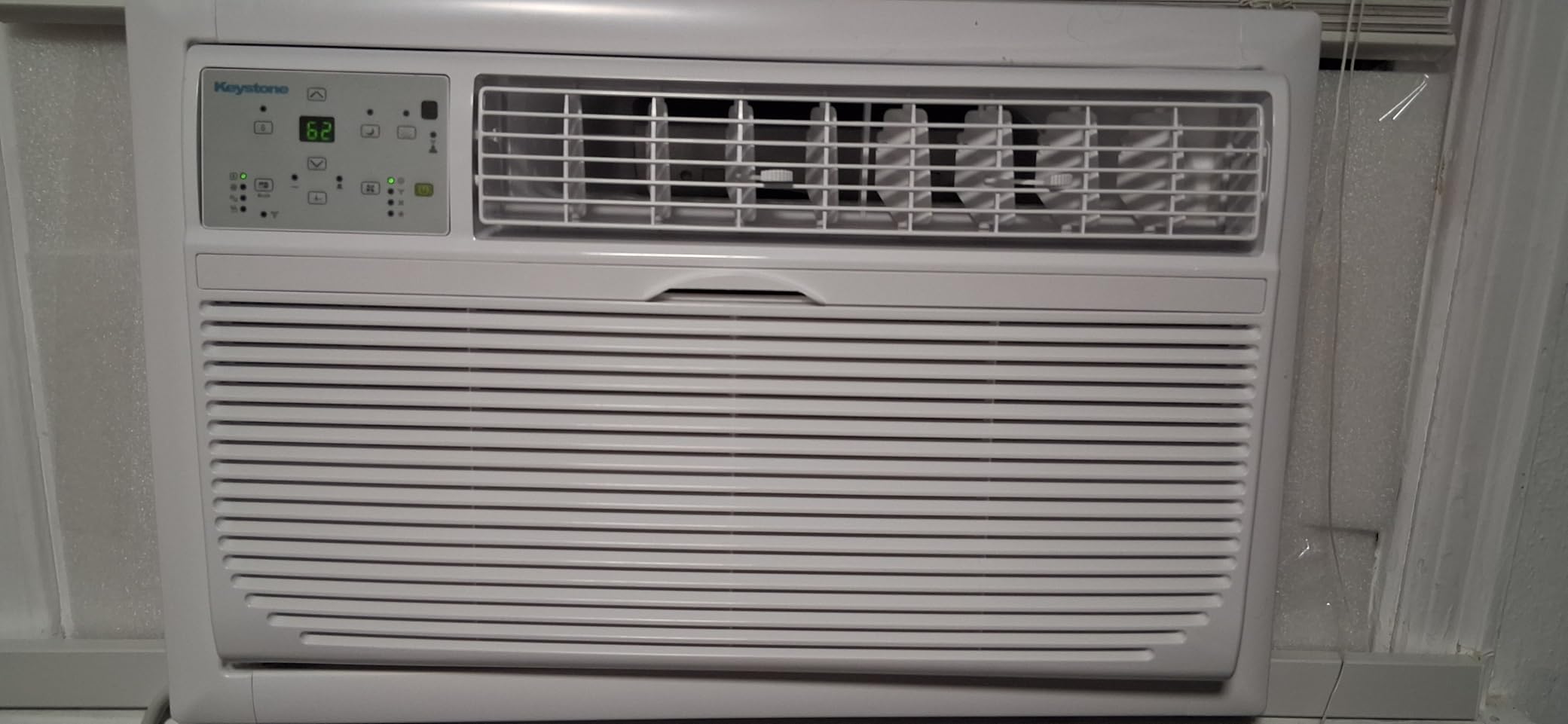 Keystone 8,000 BTU Wall Mounted Air Conditioner with Supplemental Heat and Dehumidifier Function, 115V, Wall AC for Small-Medium Sized Rooms up to 350 Sq.Ft. with Remote, Quiet, High Efficiency AC customer photo 1