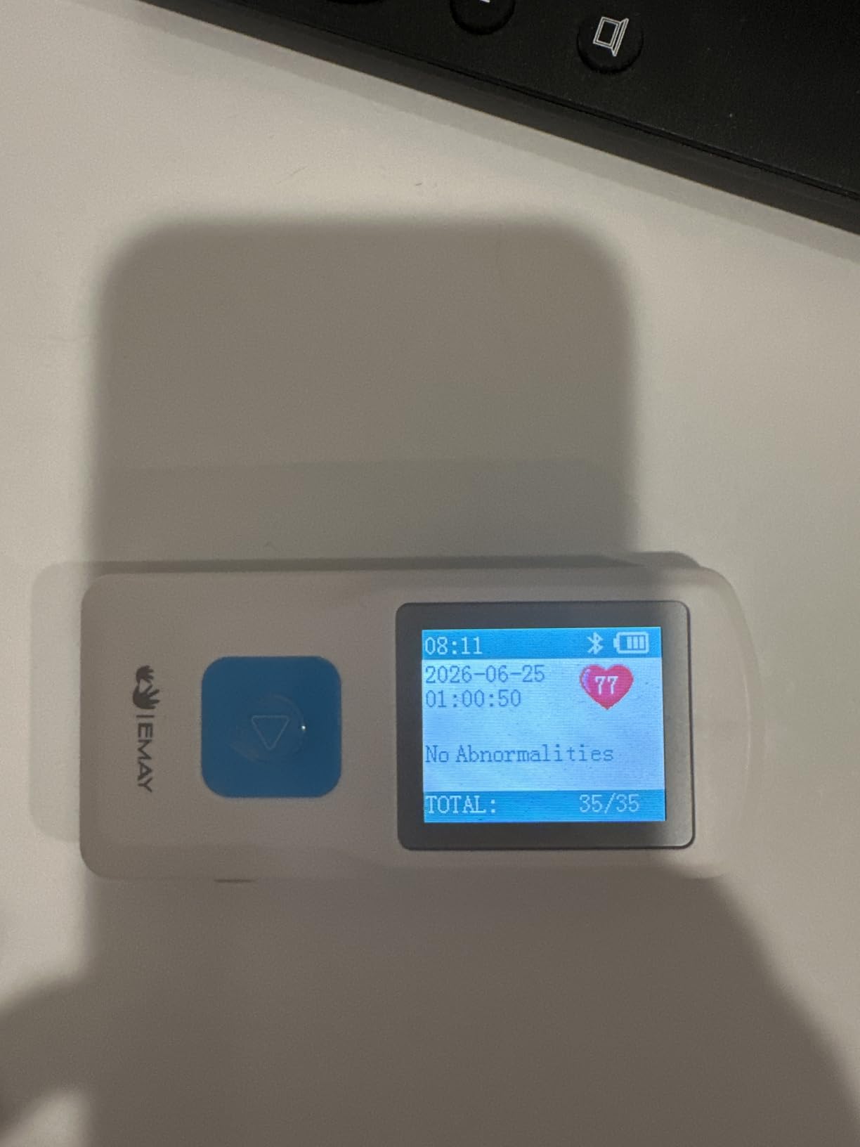 EMAY Portable ECG Monitor | Record ECG and Heart Rate | Compatible with Smartphone and PC customer photo 2