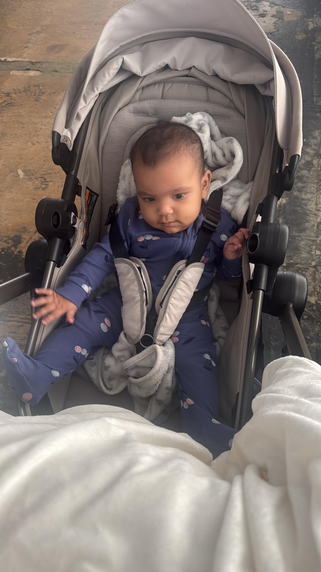 Maxi-Cosi Zelia 2 Luxe 5-in-1 Modular Travel System, New Hope Tan customer photo 2