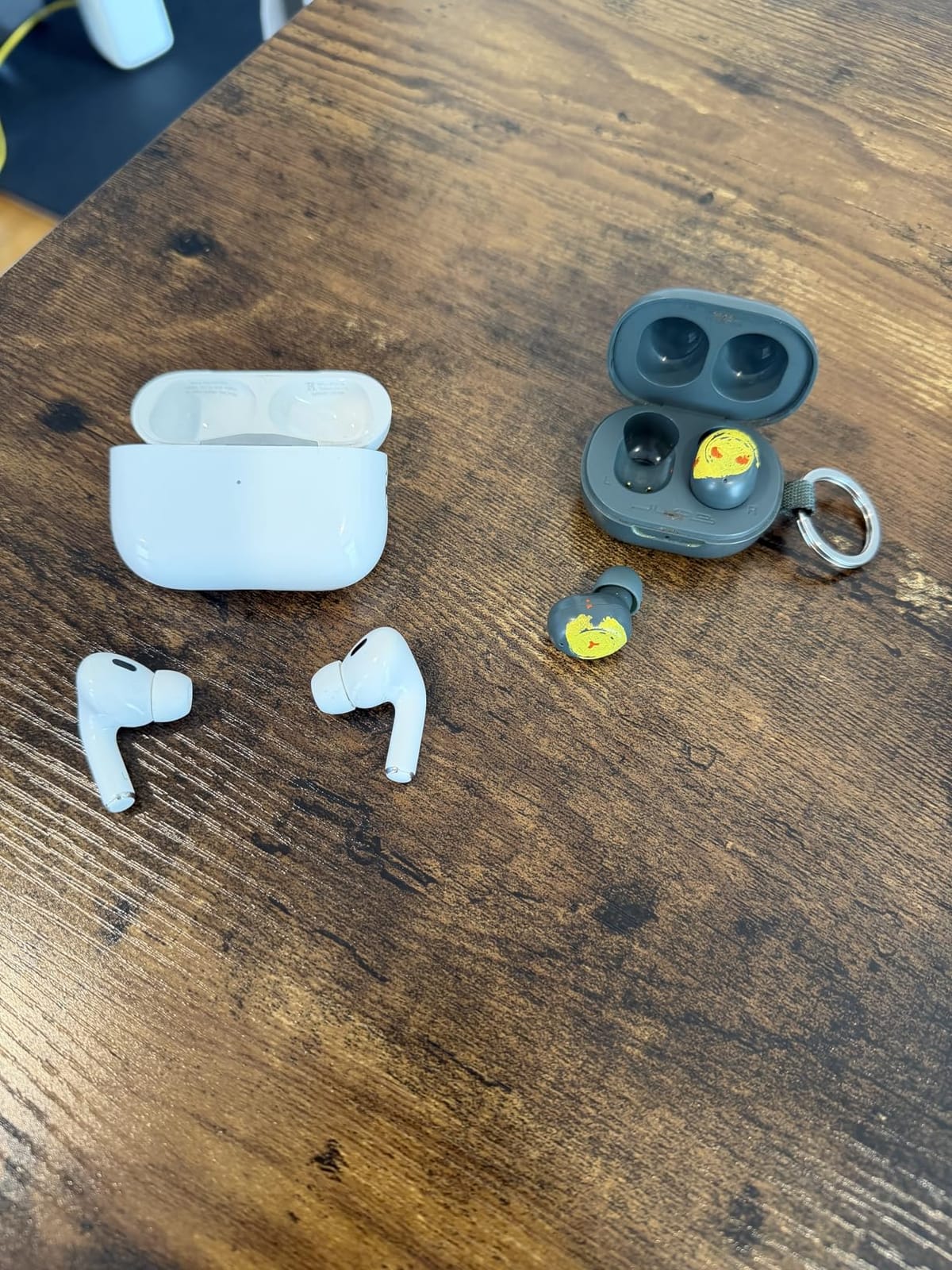 JLab JBuds Mini True Wireless Earbuds, Bluetooth Multipoint, Charcoal Black customer photo 1