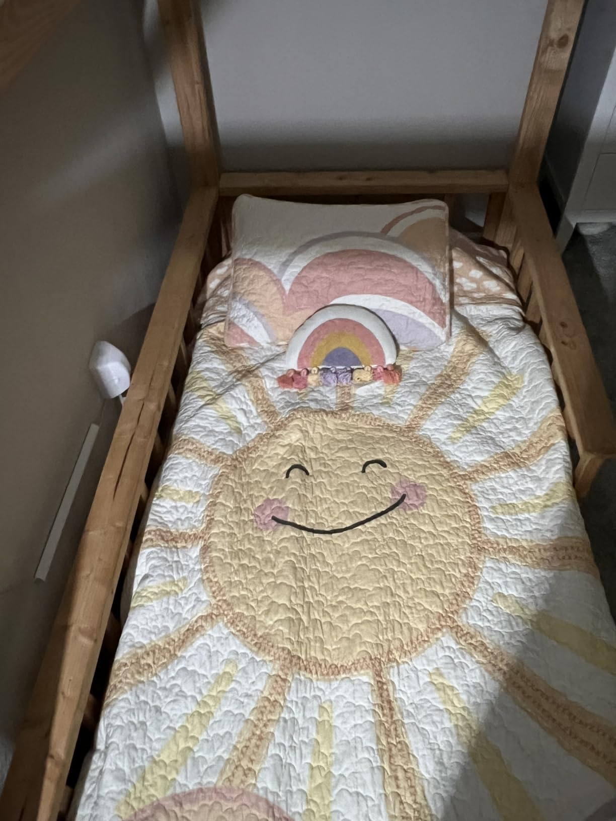 Intelligent Design Kids Sunshine Yellow Twin Cotton Coverlet Set, 3pc | Back to School Dorm Bedding Set, Rainbow & Clouds Reversible Quilt Sets, All Season, Machine Washable, Lightweight customer photo 2