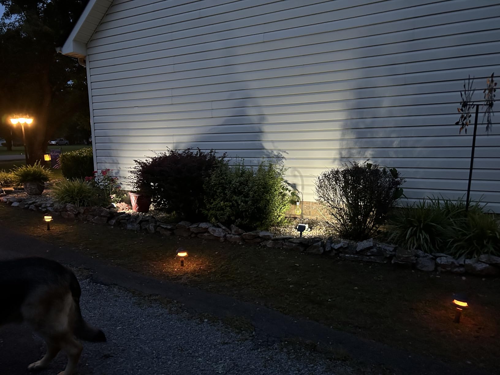 AUDERWIN Solar Spot Lights Outdoor Waterproof, 4 Packs, Cool White customer photo 2
