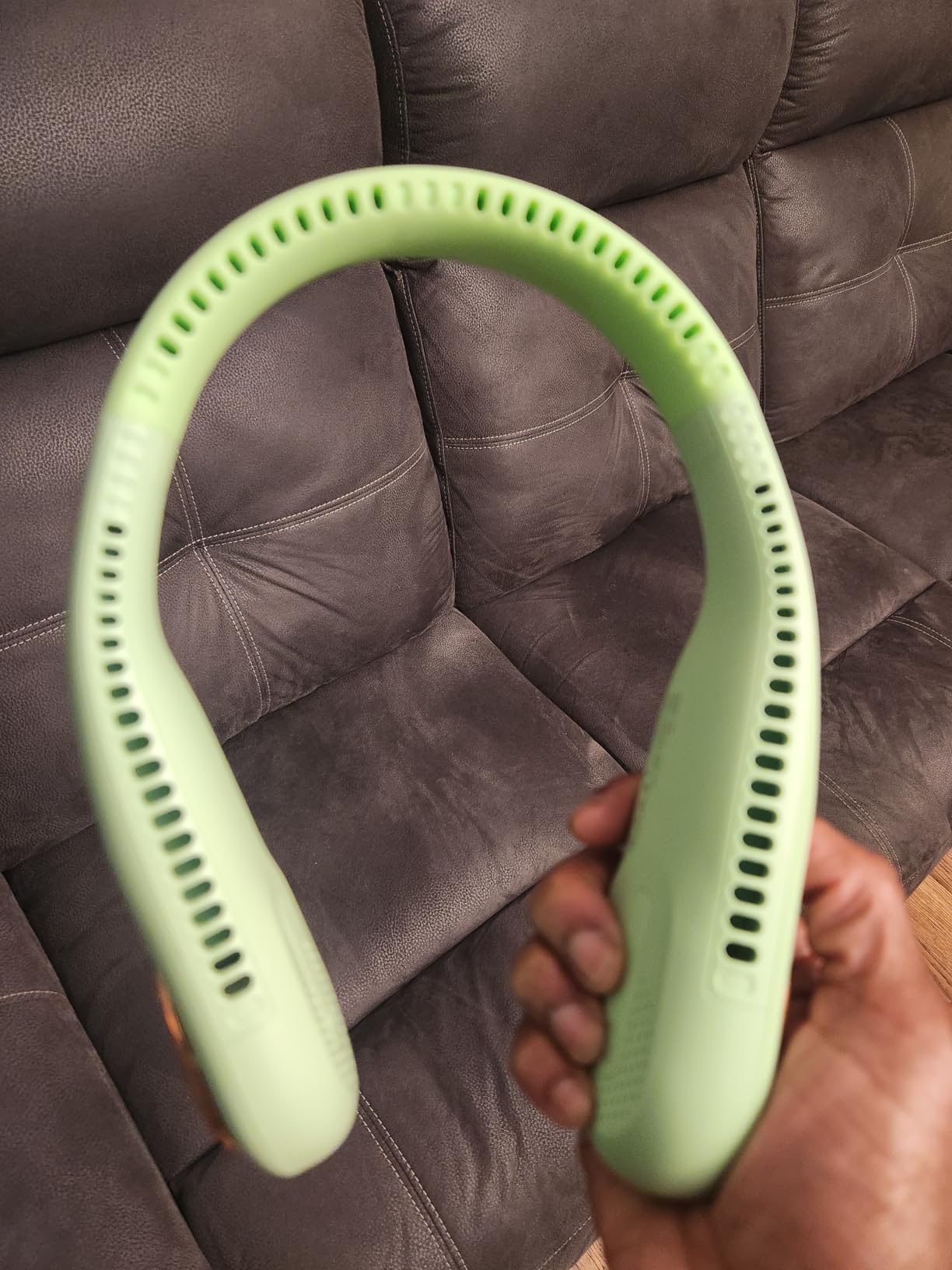 SWEETFULL Portable Neck Fan: 5200mAh Bladeless Personal Fan | 4 Speeds, 20H Max Runtime, No Hair Twist Quiet Wearable Fan for Travel | Birthday Gifts for Men Women Mom Dad customer photo 2