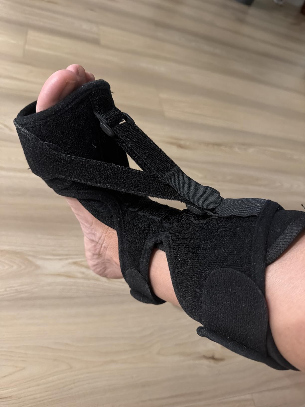 Plantar Fasciitis Night Splint, Plantar Fasciitis Brace and Support customer photo 2